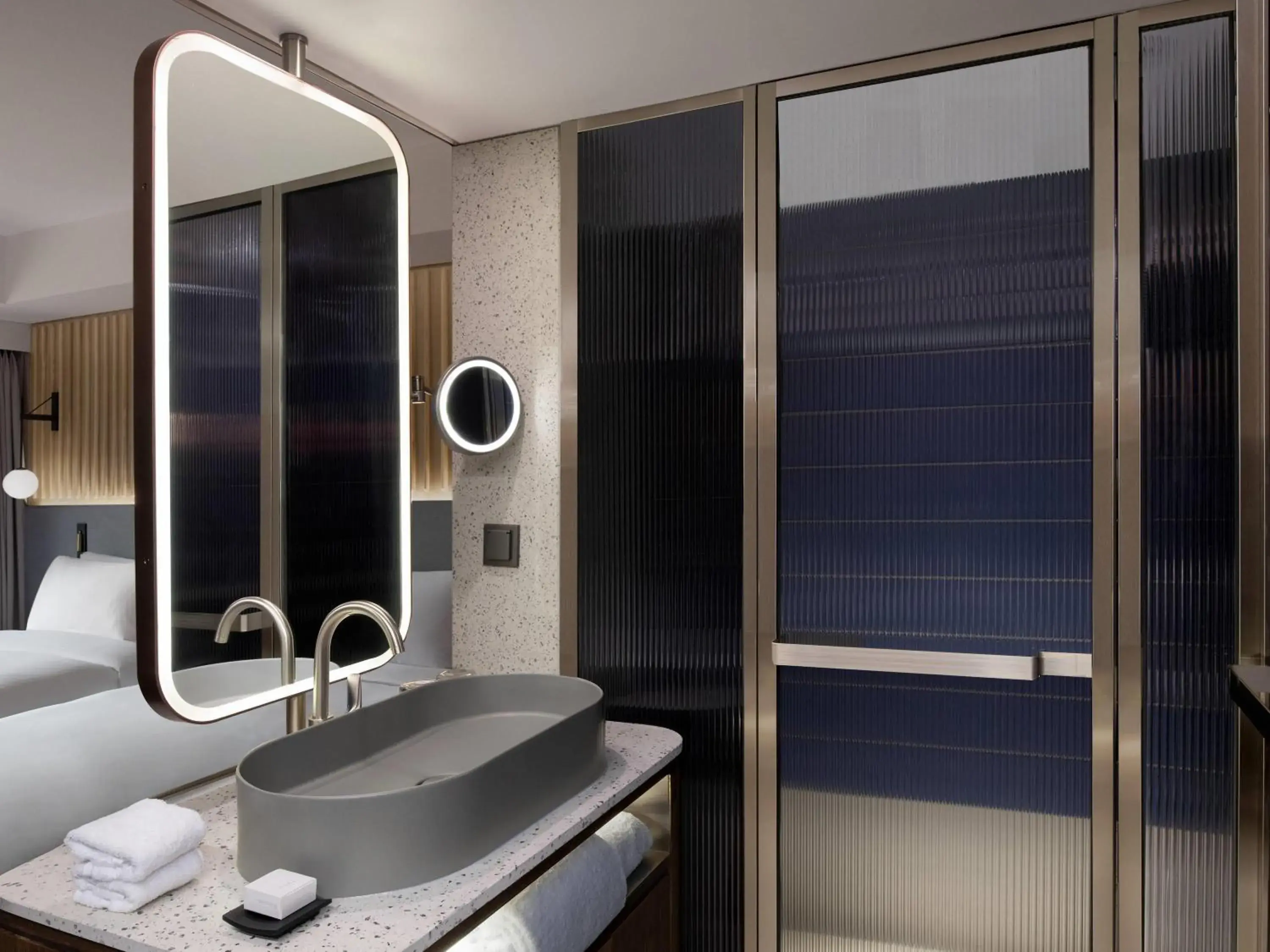 Signature Twin Room in Mondrian Seoul Itaewon Signature Twin Room in Mondrian Seoul Itaewon