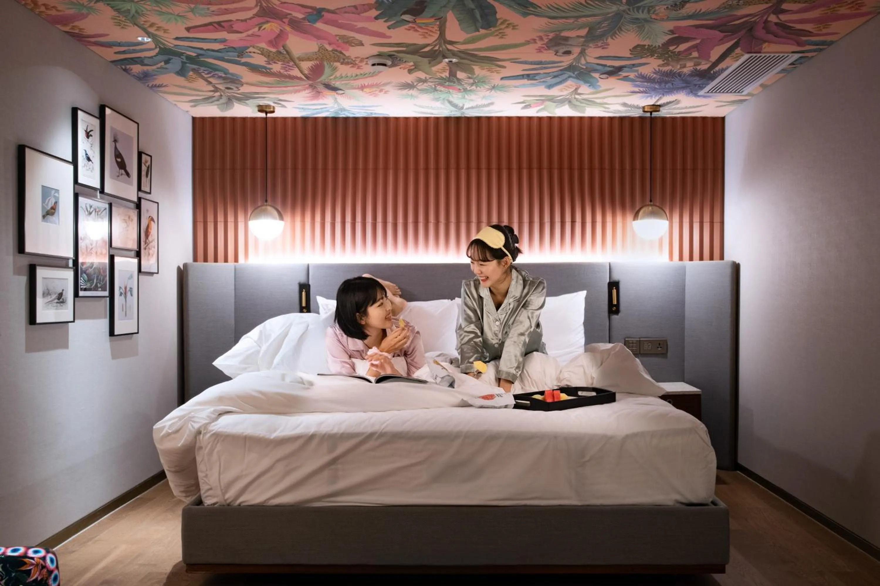 People, Bed in Mondrian Seoul Itaewon