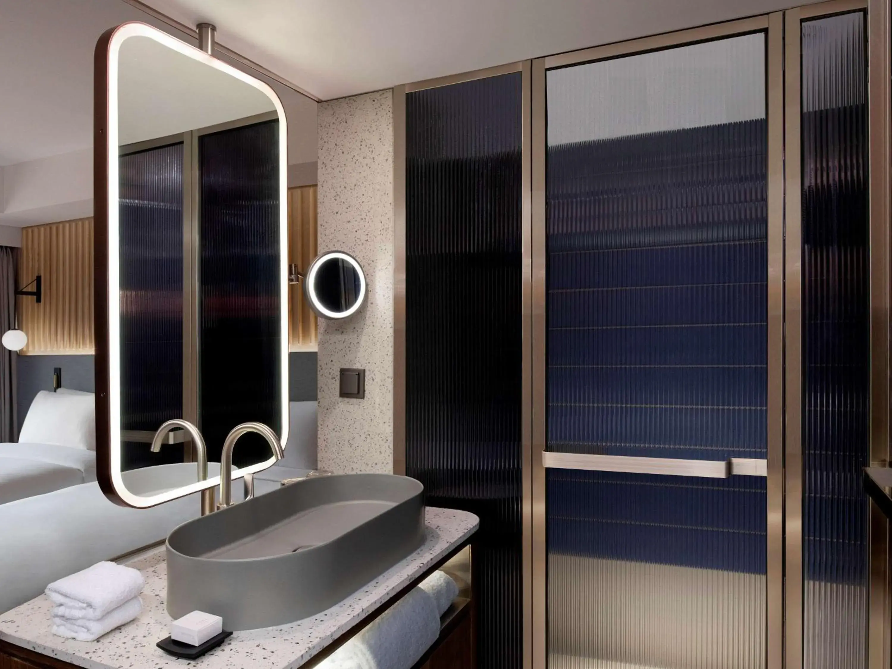 Signature Twin Room in Mondrian Seoul Itaewon Signature Twin Room in Mondrian Seoul Itaewon