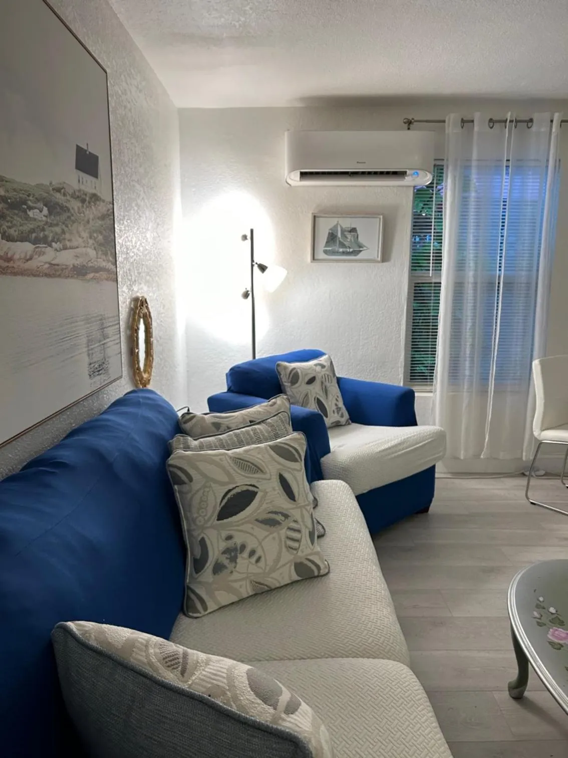 Seating area in Mermaid's Cottage