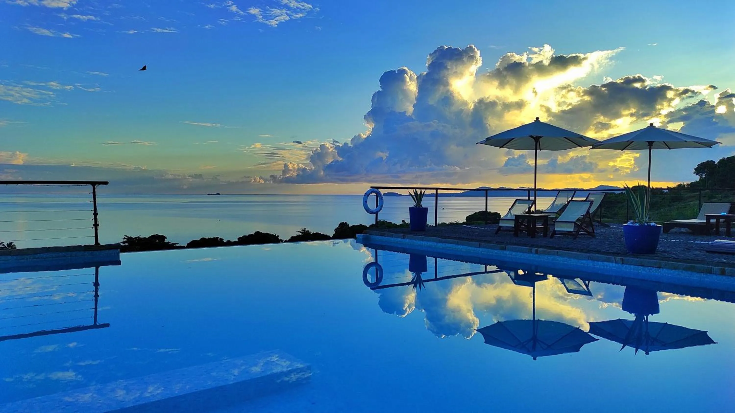 Pool view in Le Grand Bleu