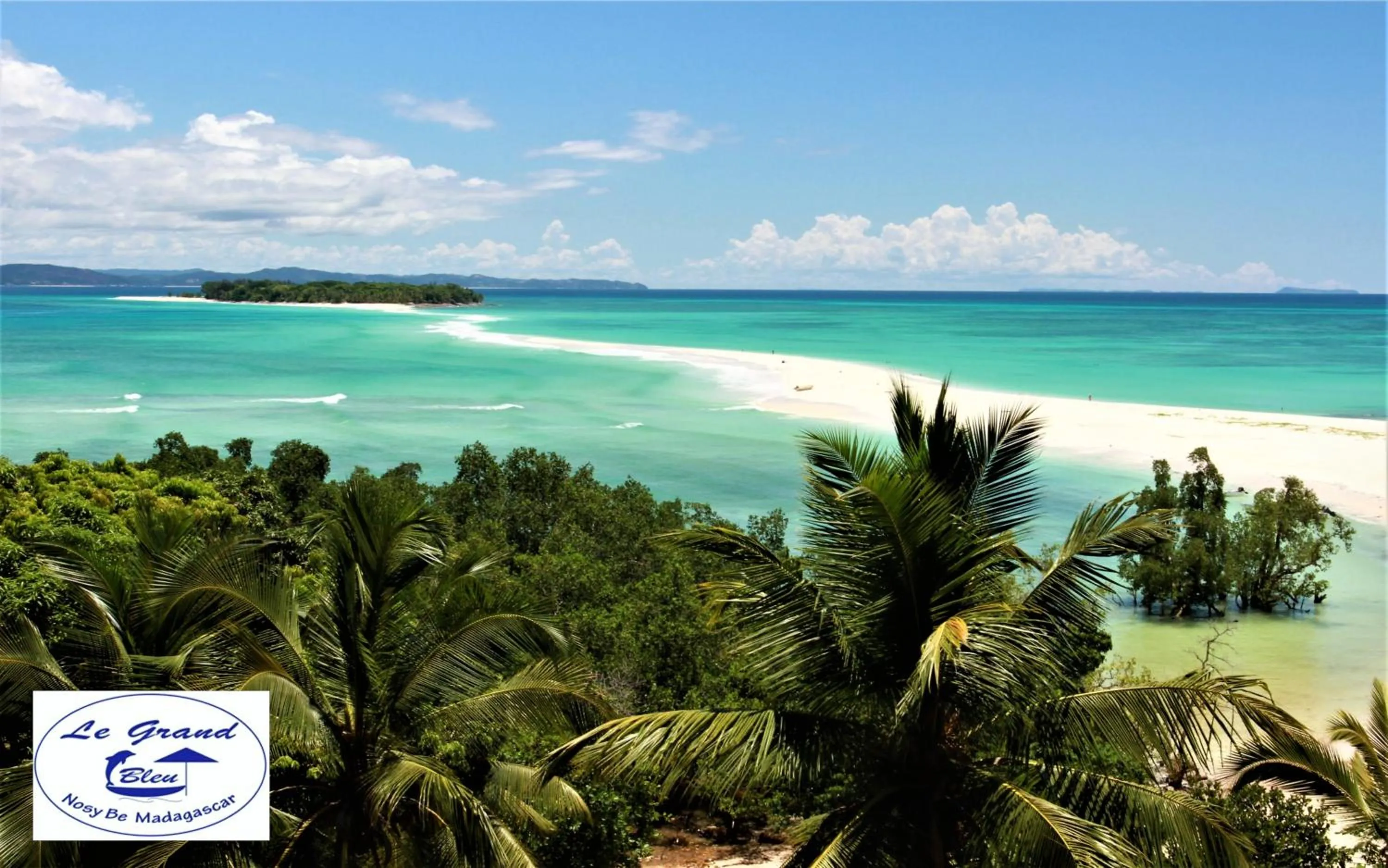 Snorkeling in Le Grand Bleu
