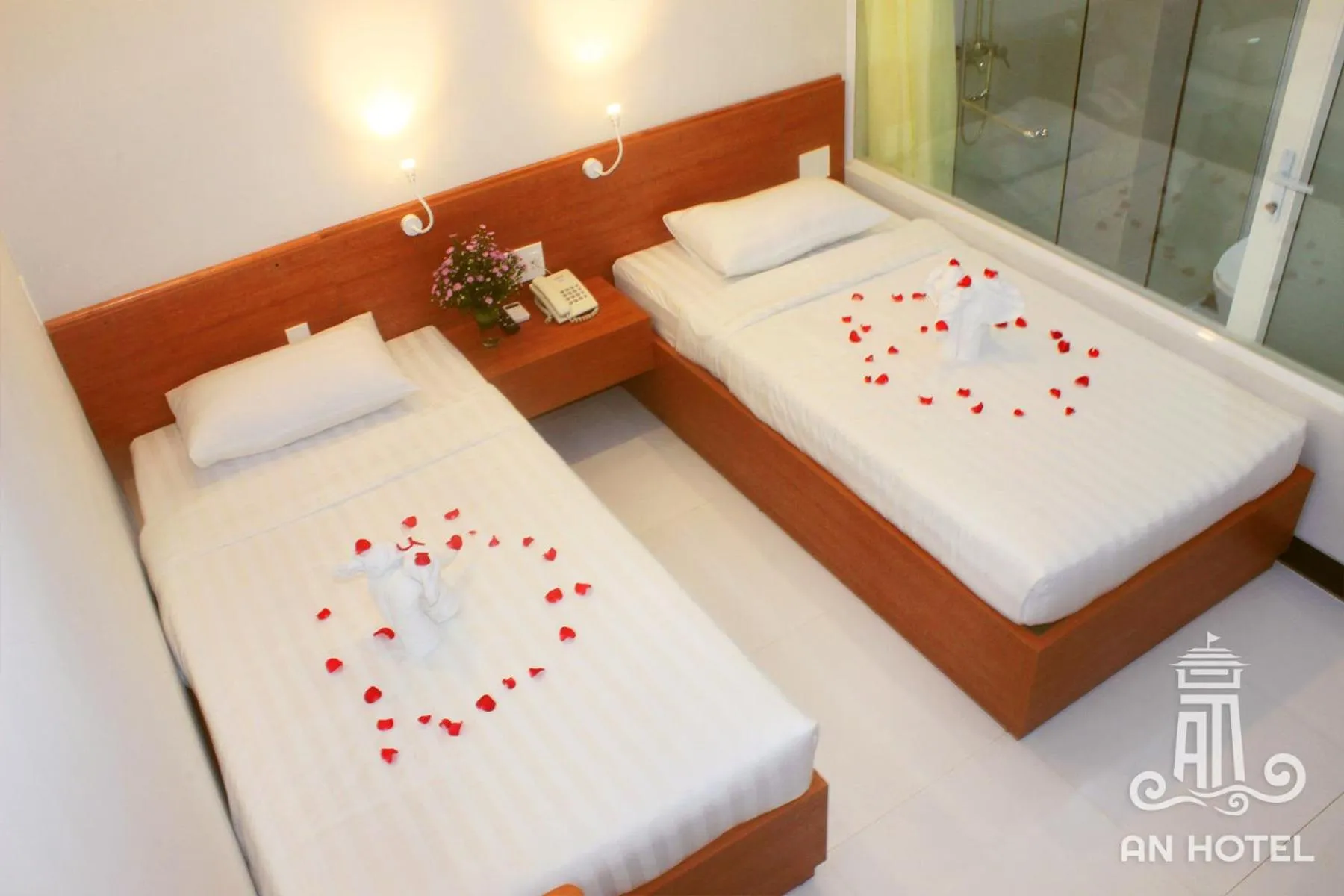 Bedroom, Bed in An Hotel Phan Thiết