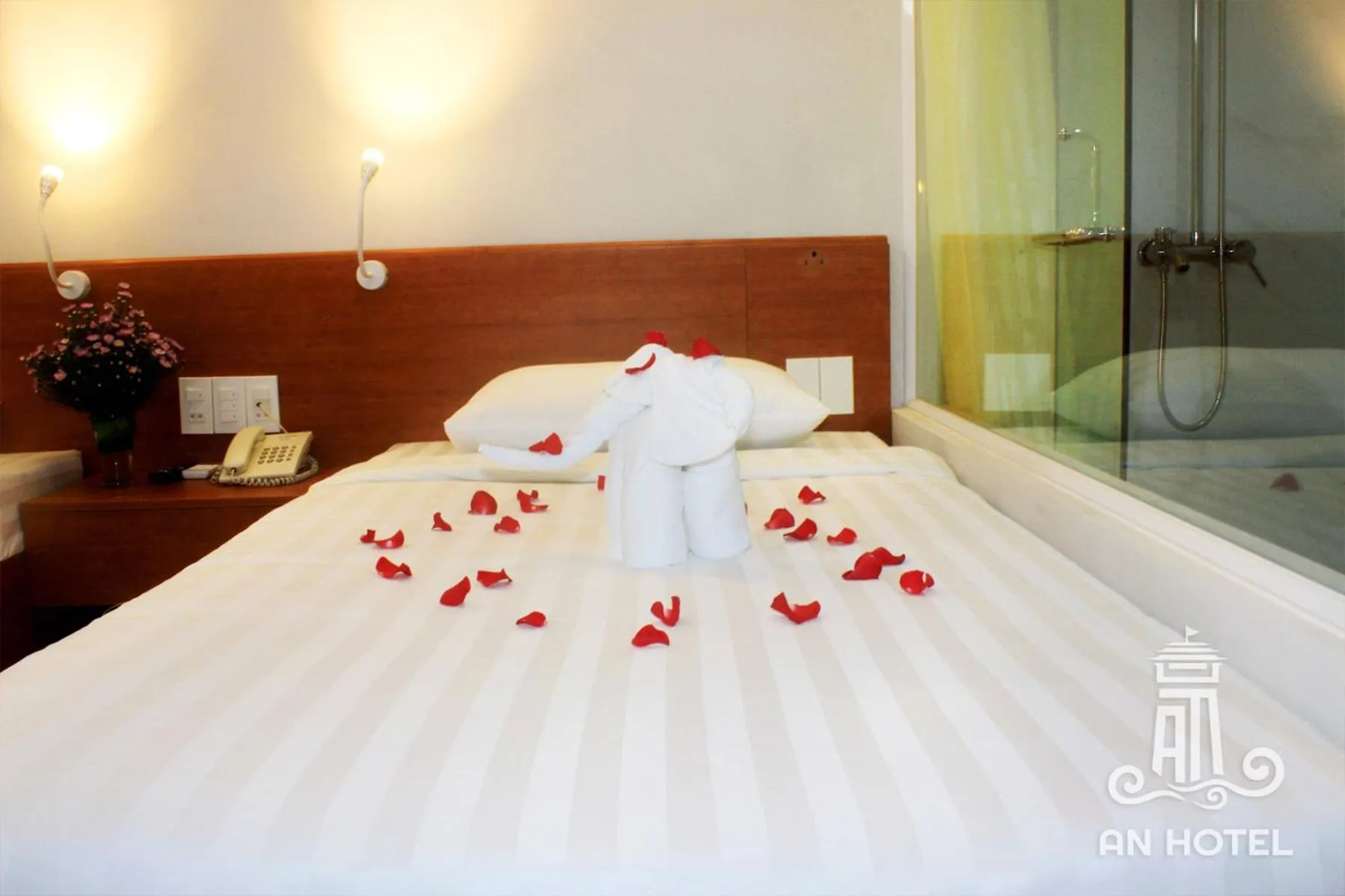 Decorative detail, Bed in An Hotel Phan Thiết