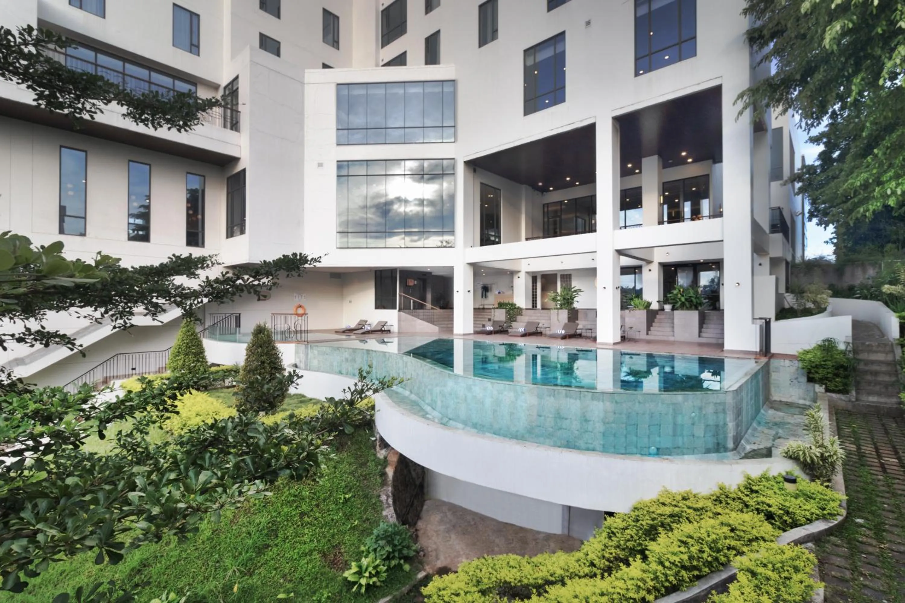 Pool view in Luwansa Hotel and Convention Center Manado