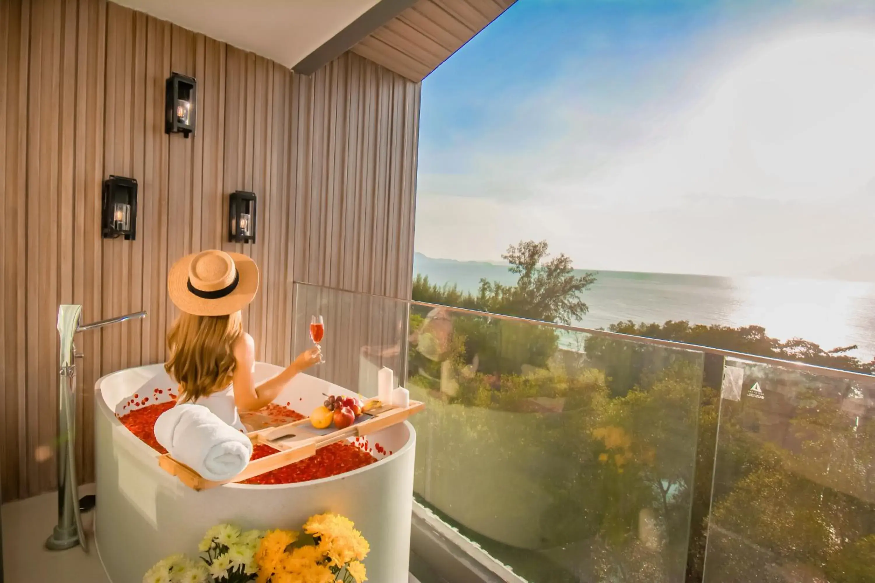 Executive Ocean in Bayphere Hotel Pattaya JC Executive Ocean in Bayphere Hotel Pattaya JC