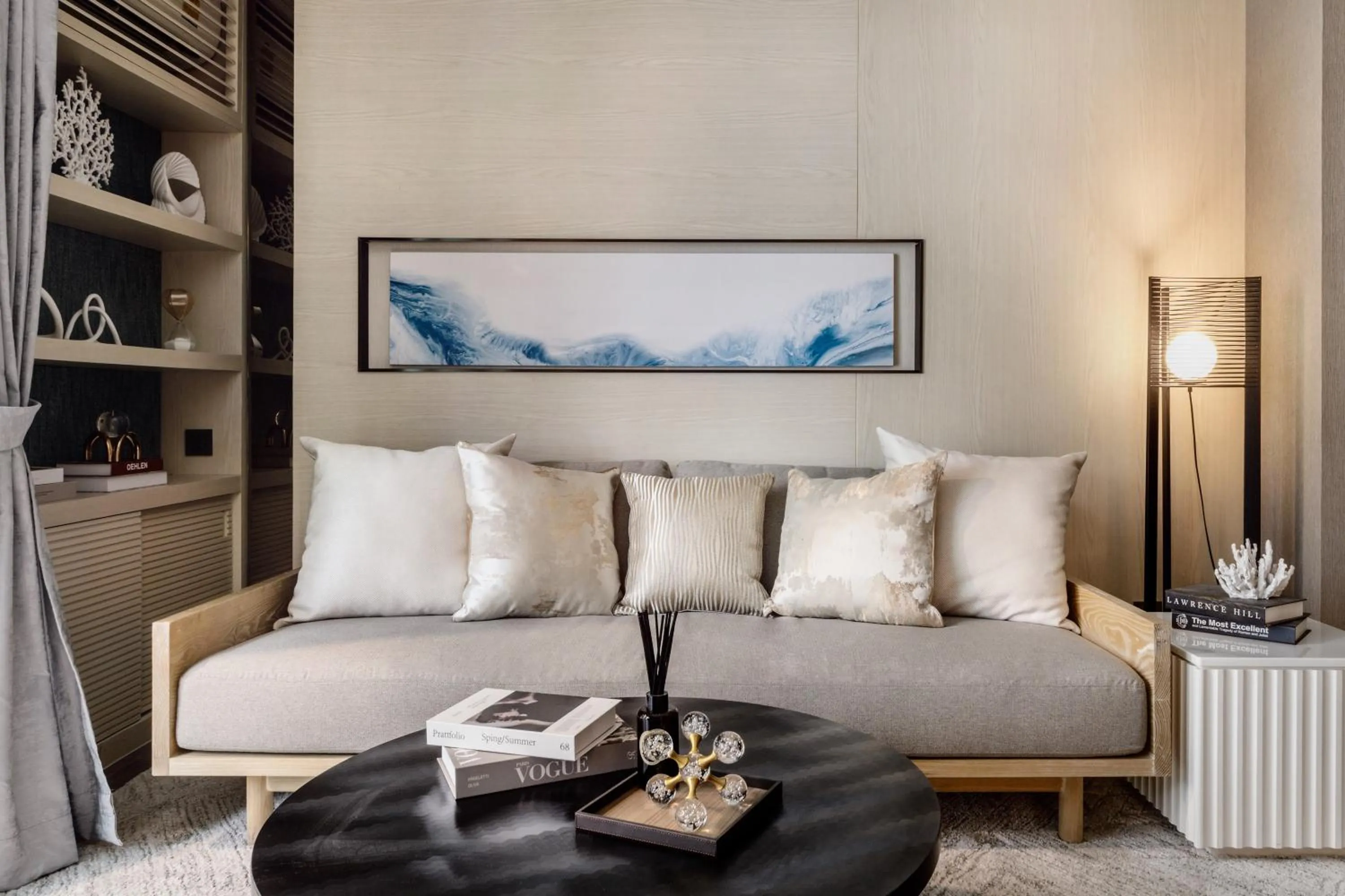 Living room in Bayphere Hotel Pattaya JC