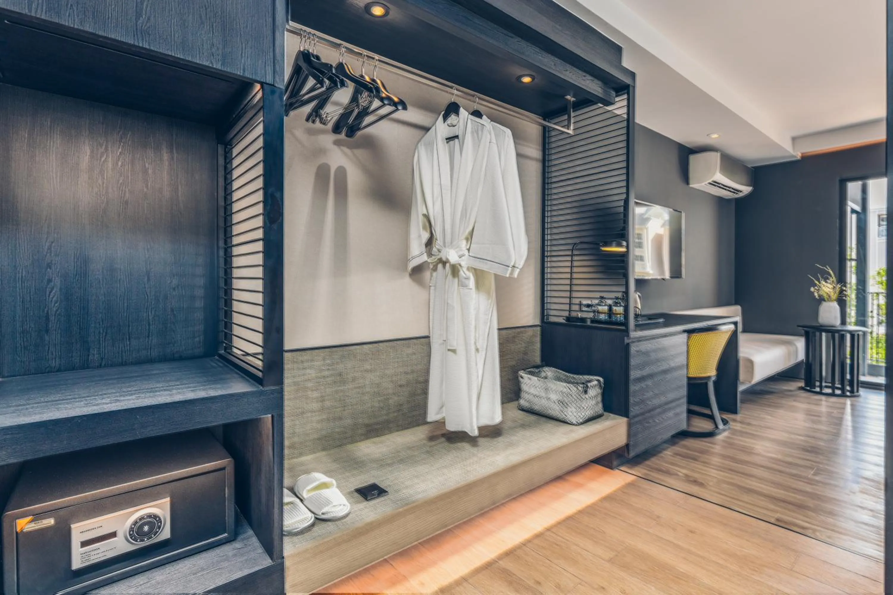 Bathroom in Bayphere Hotel Pattaya JC