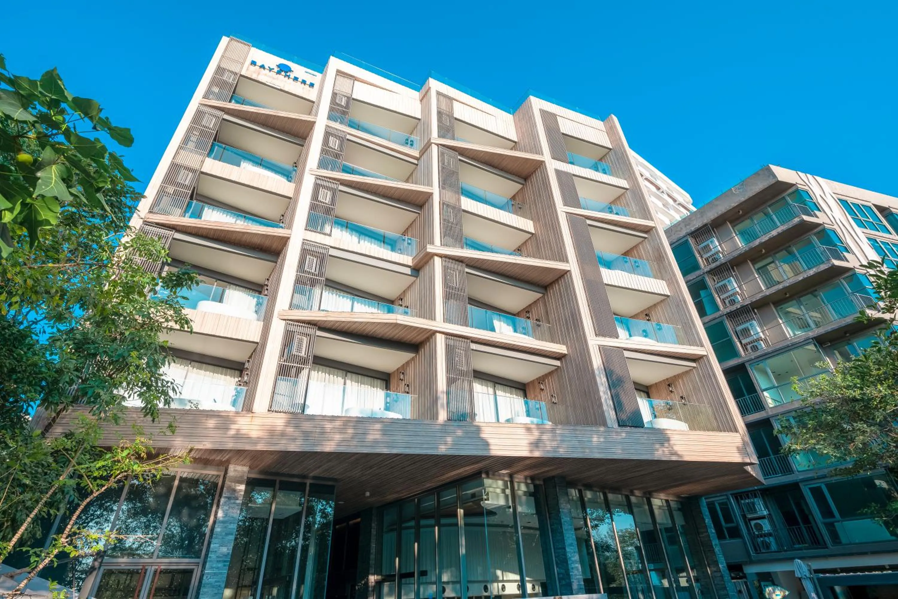 Property building in Bayphere Hotel Pattaya JC