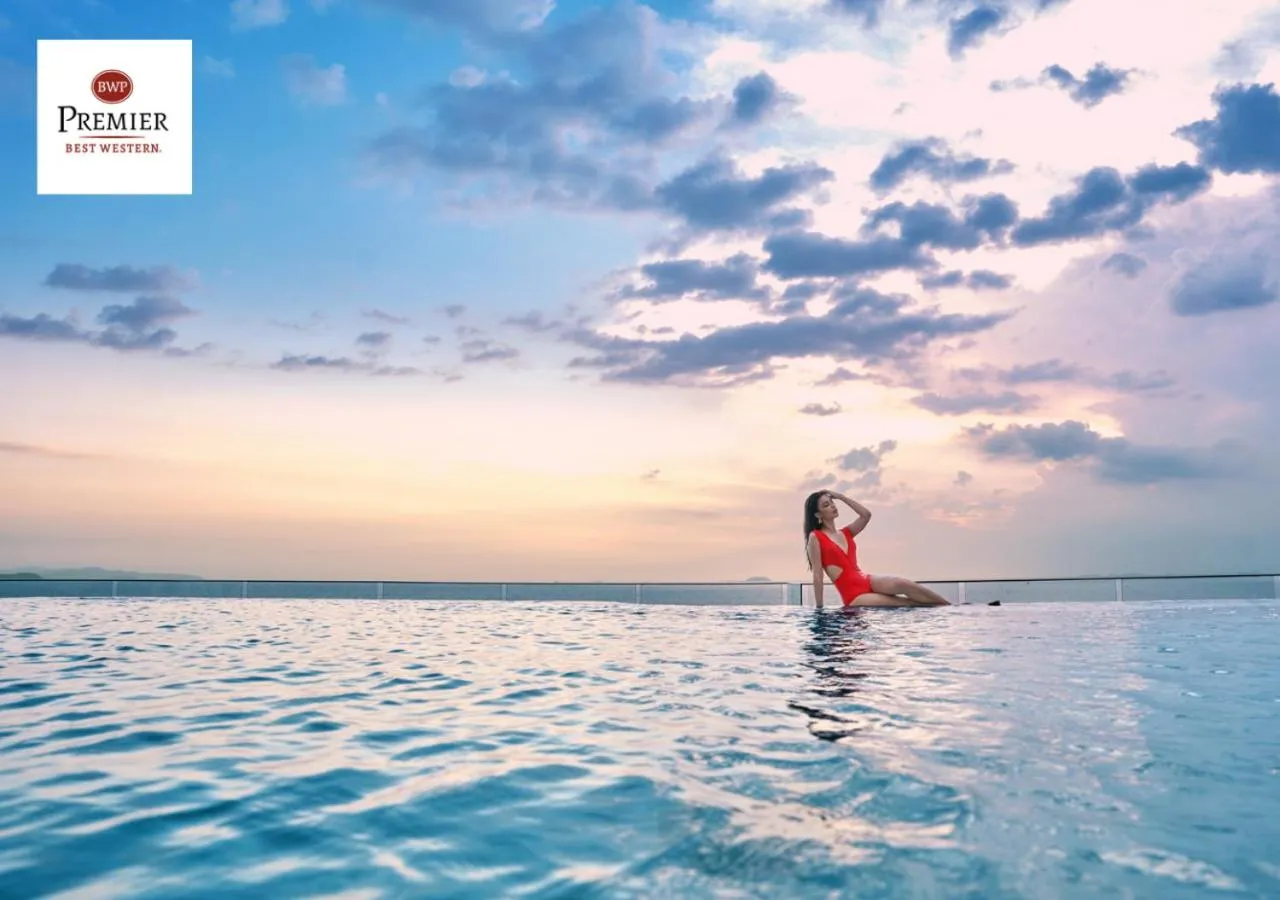 People in Bayphere Hotel Pattaya JC