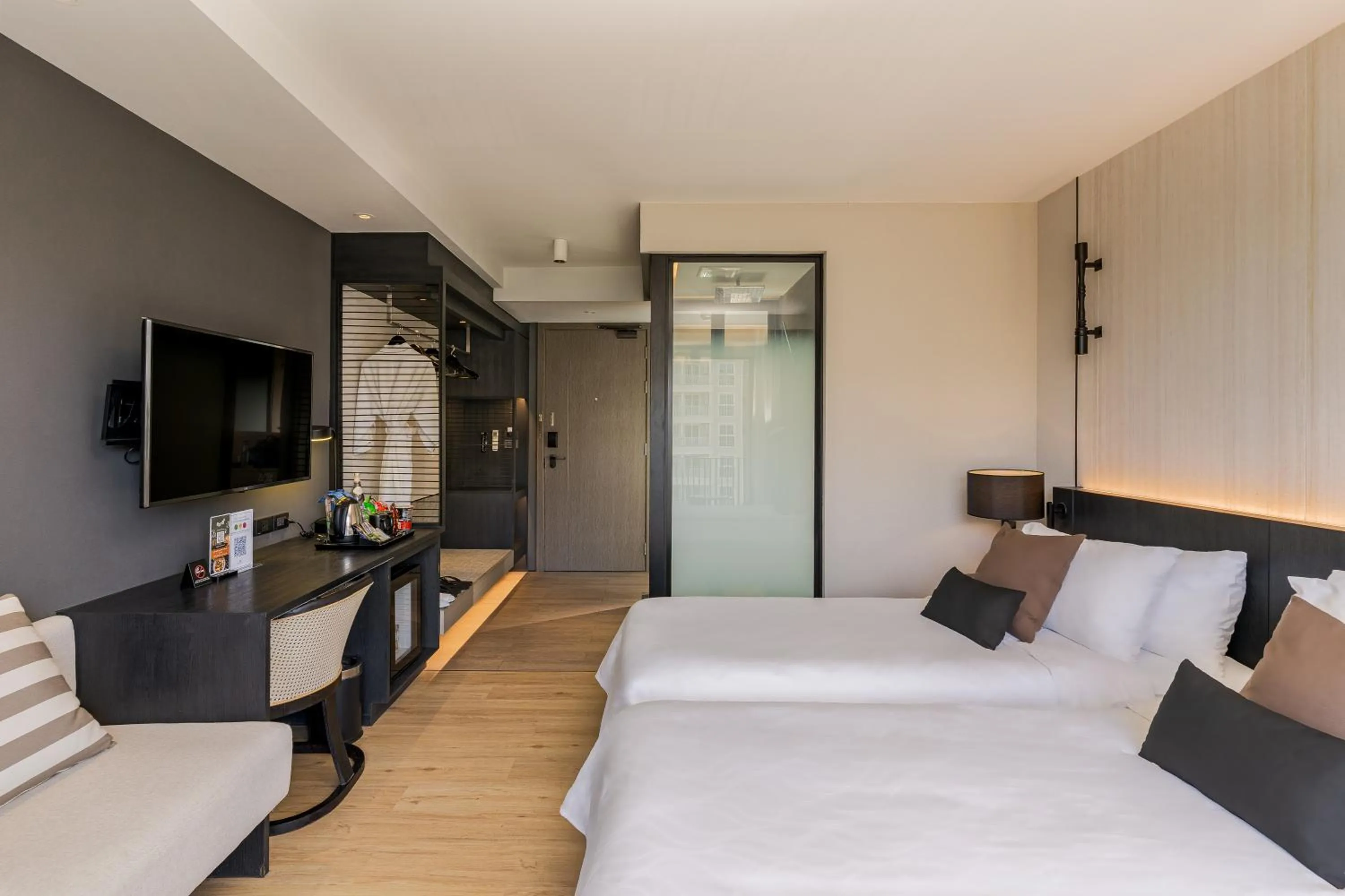 Bedroom, Bed in Bayphere Hotel Pattaya JC