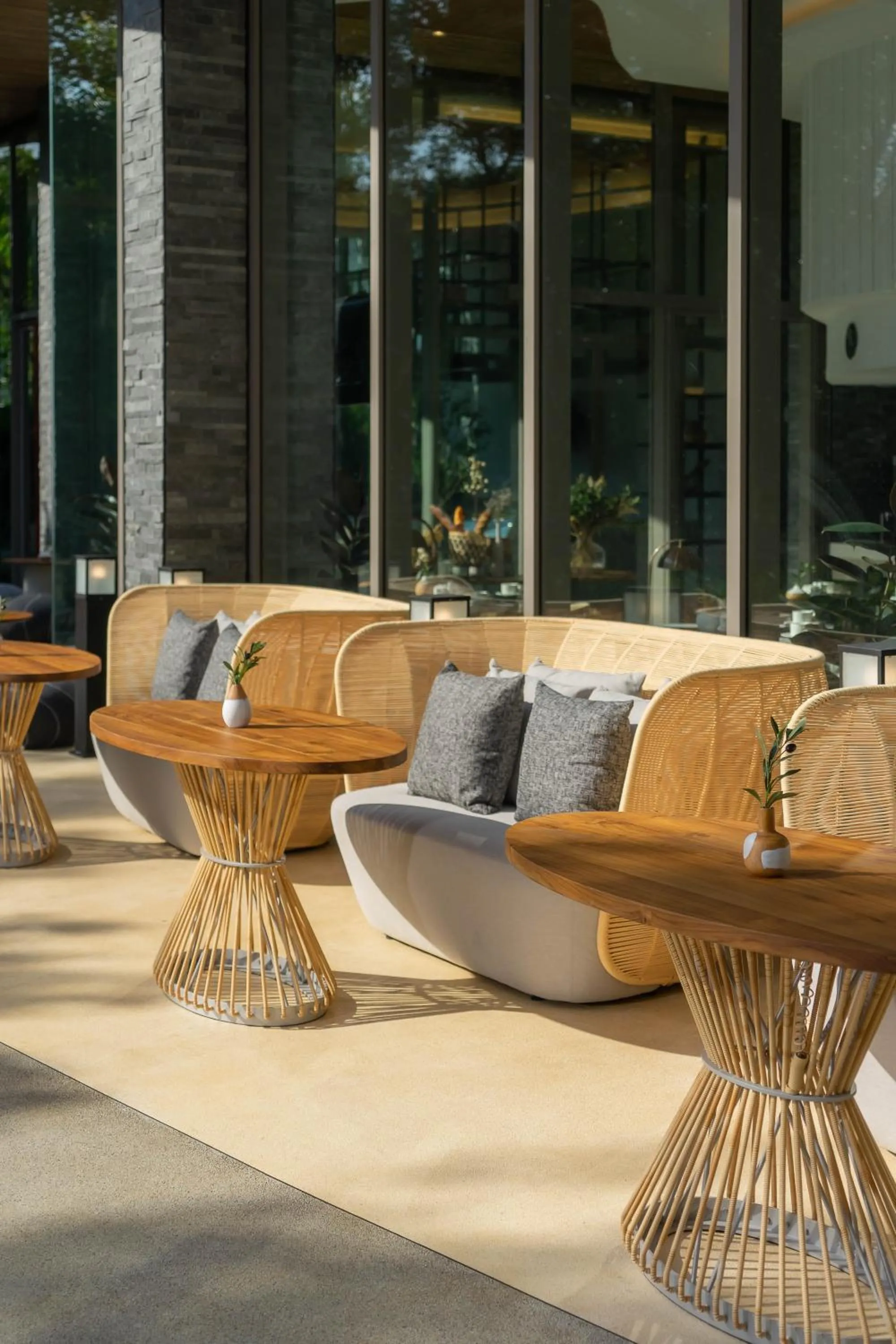 Restaurant/places to eat in Bayphere Hotel Pattaya JC