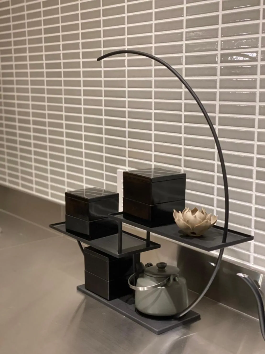 Communal lounge/ TV room in Design Hotel Kyoto Fuyacho