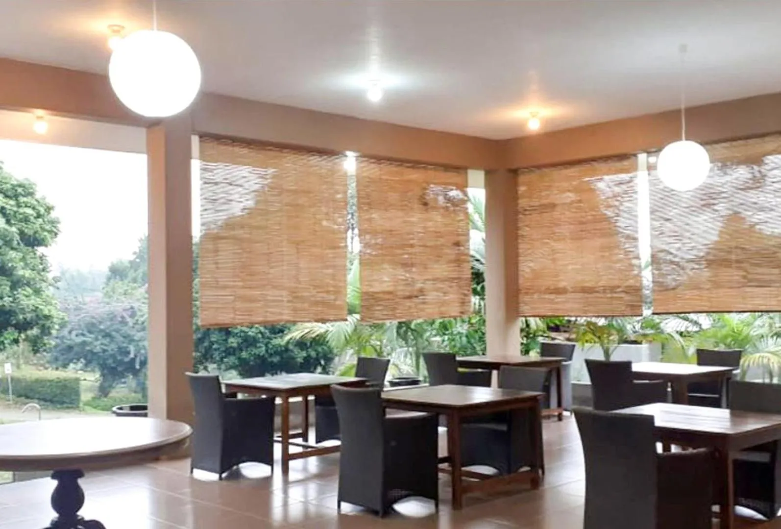 Bumi Ciboled Mitra RedDoorz near Gerbang Tol Pamulihan