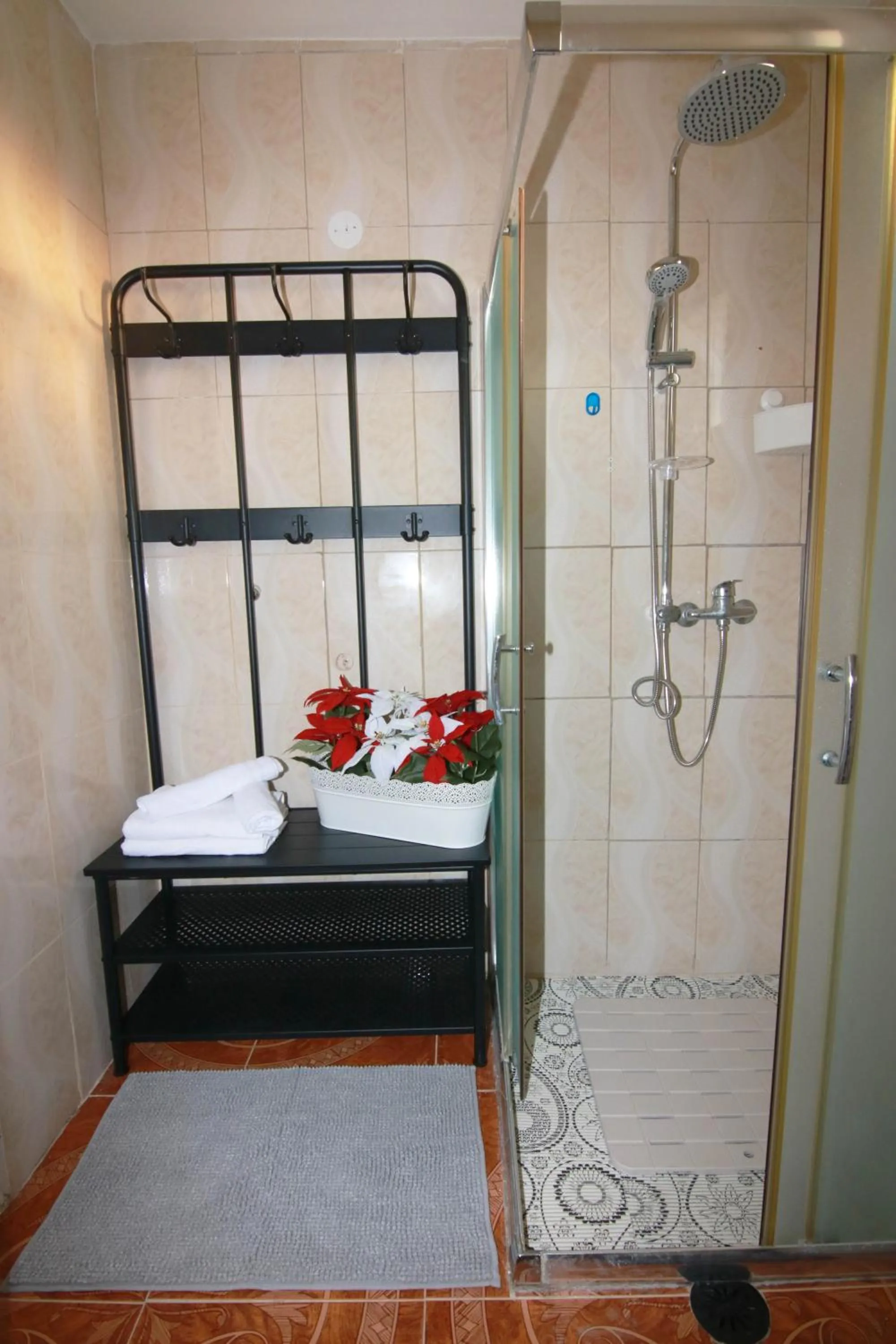 עדן במדבר - eden in desert