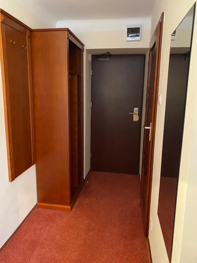 wardrobe in Willa Murka