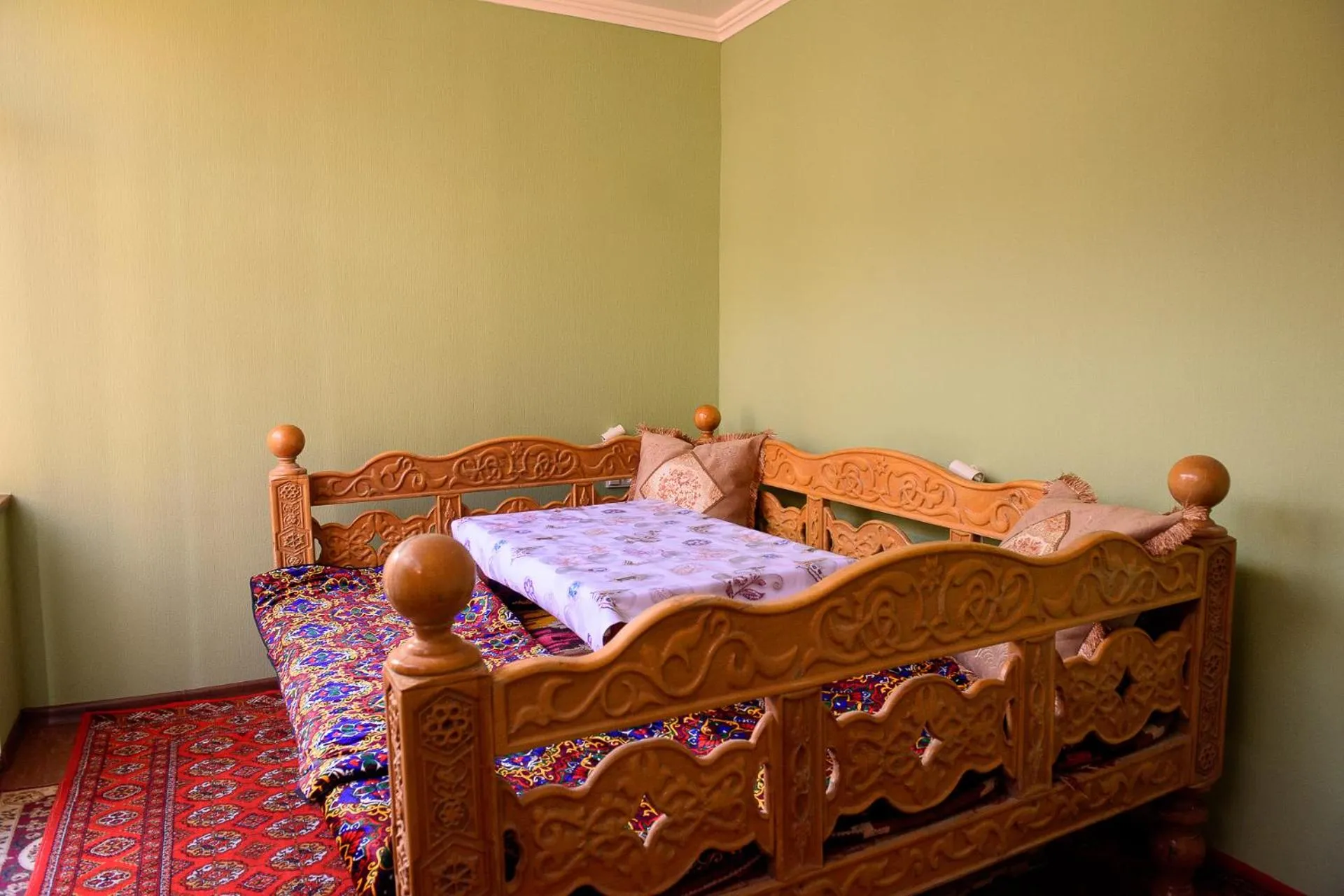 Seating area, Bed in Old Radio hostel