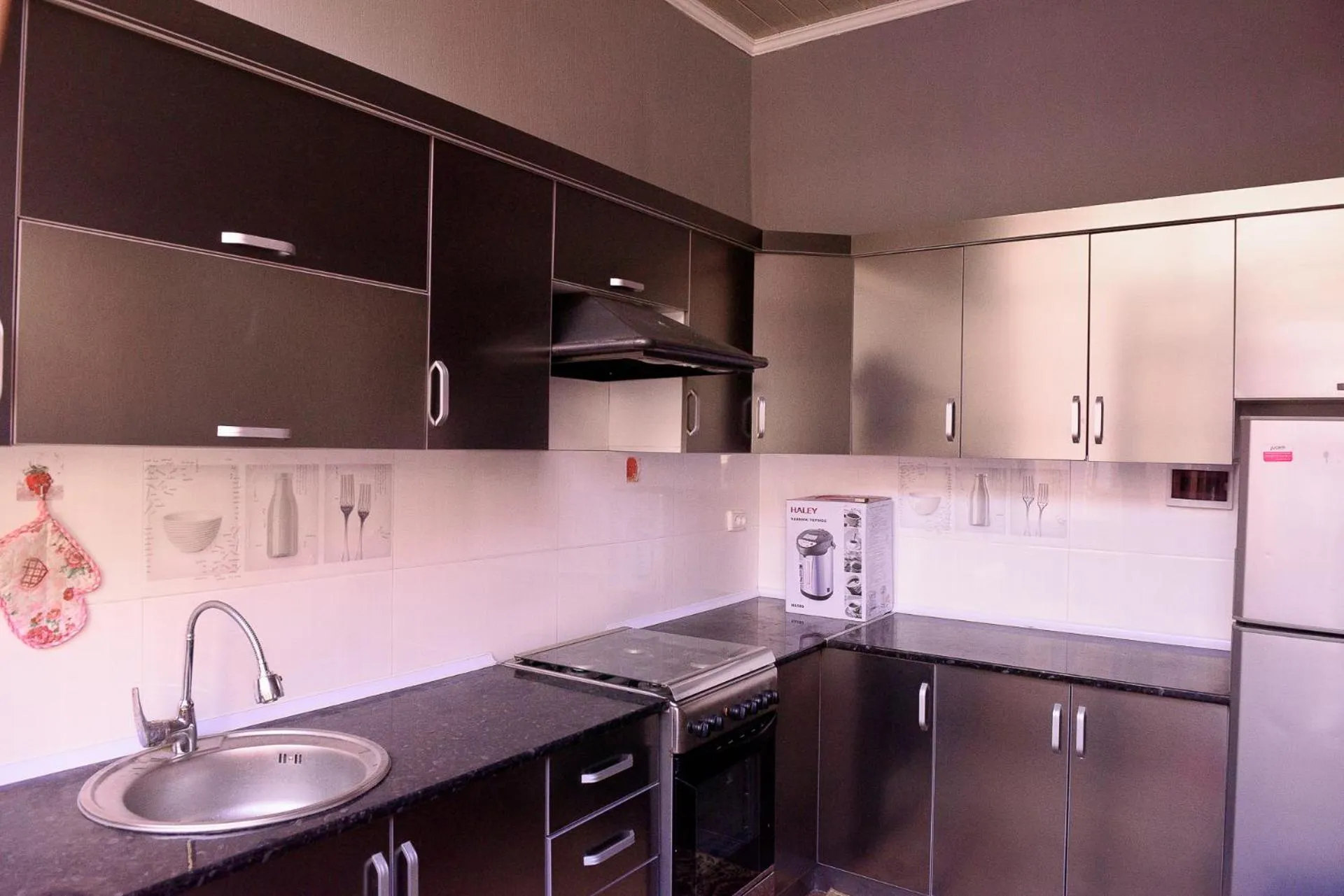 Kitchen or kitchenette in Old Radio hostel