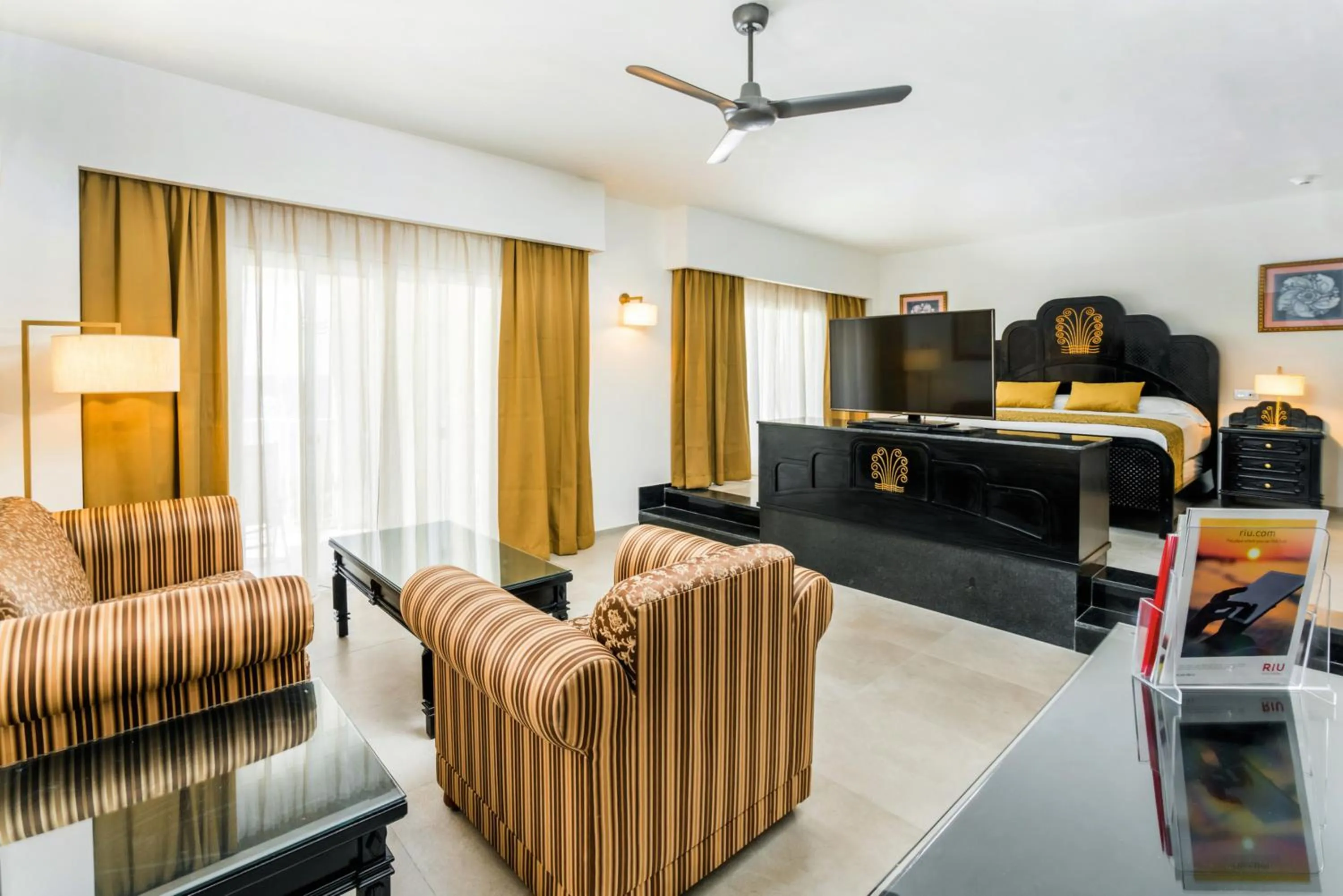 Living room in Riu Vallarta - All Inclusive