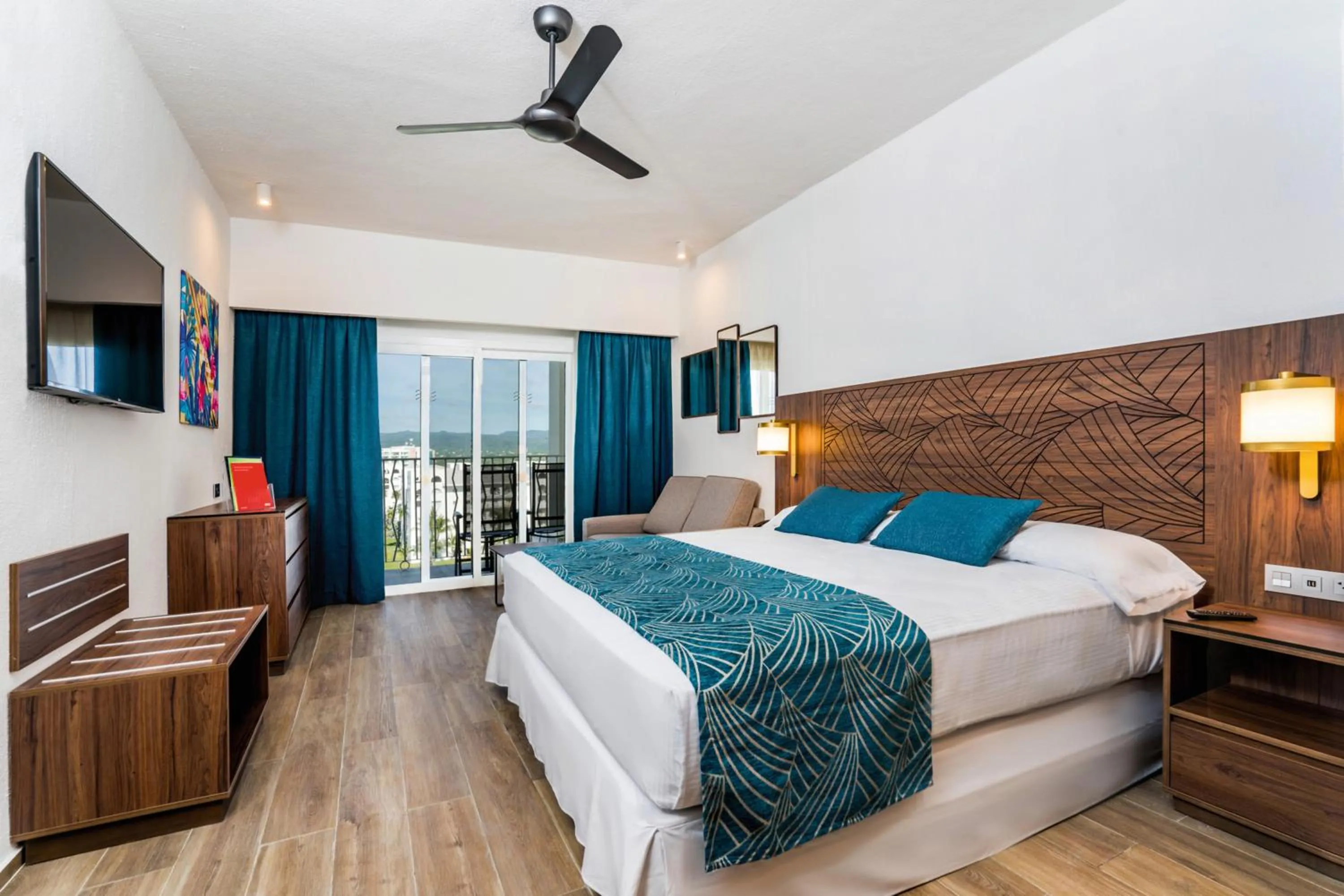 Bed in Riu Vallarta - All Inclusive