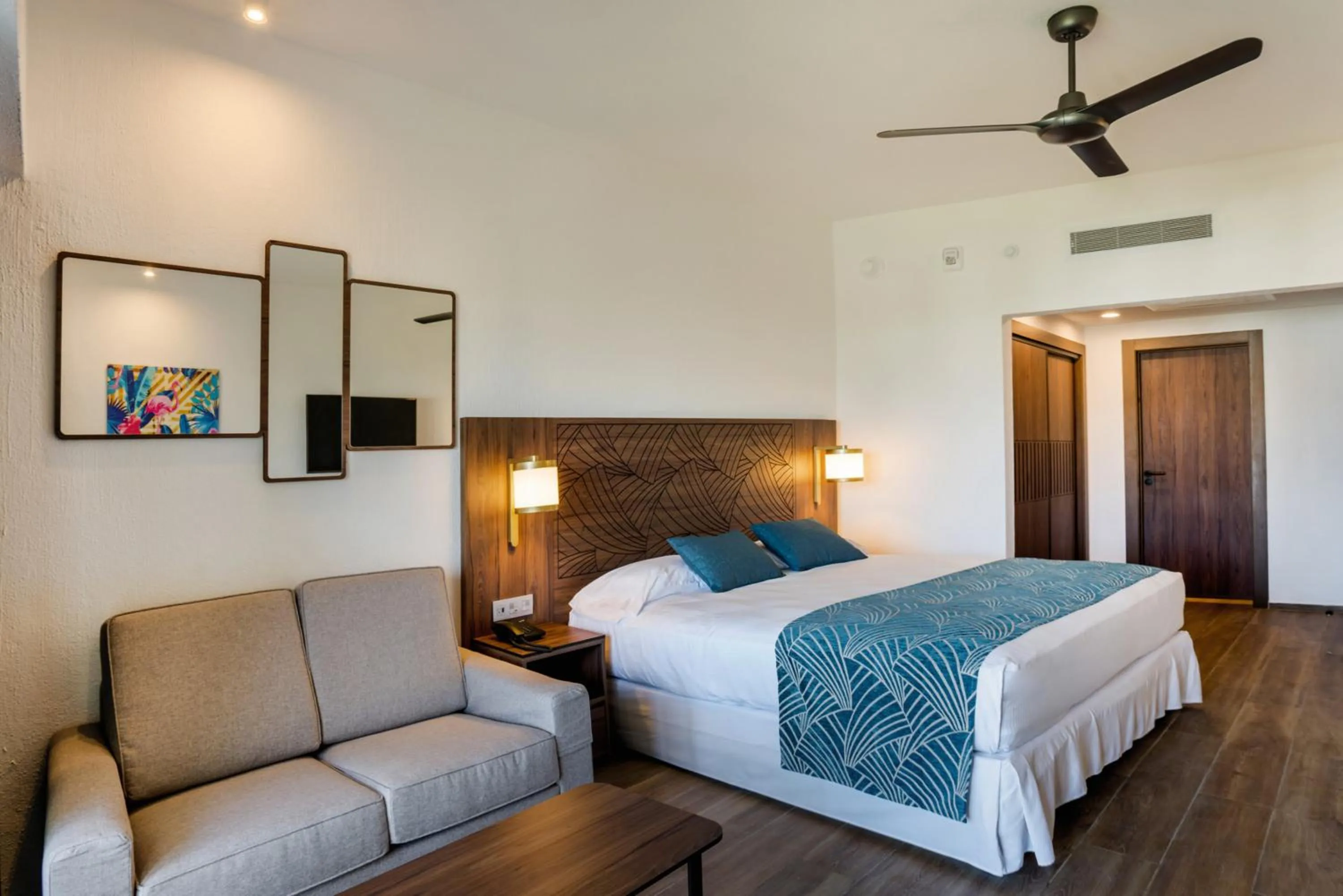 Bed in Riu Vallarta - All Inclusive