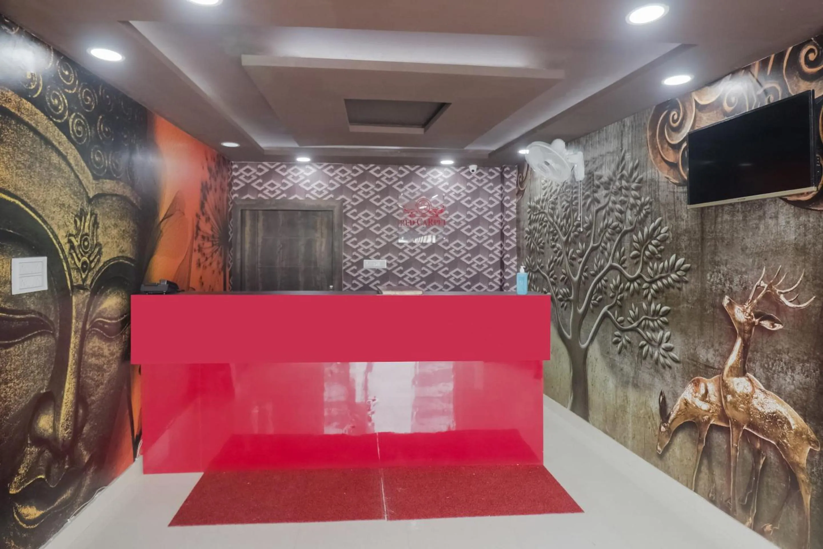 Lobby or reception in Hotel O by OYO R.K. INN