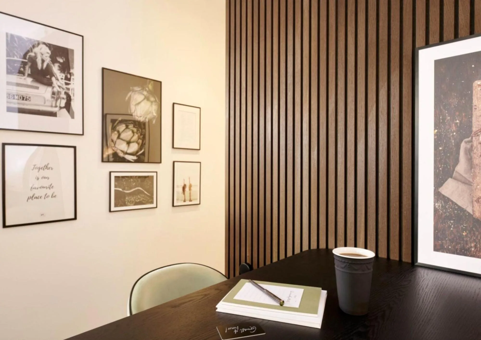 Seating area in Nena Hotel Bremen