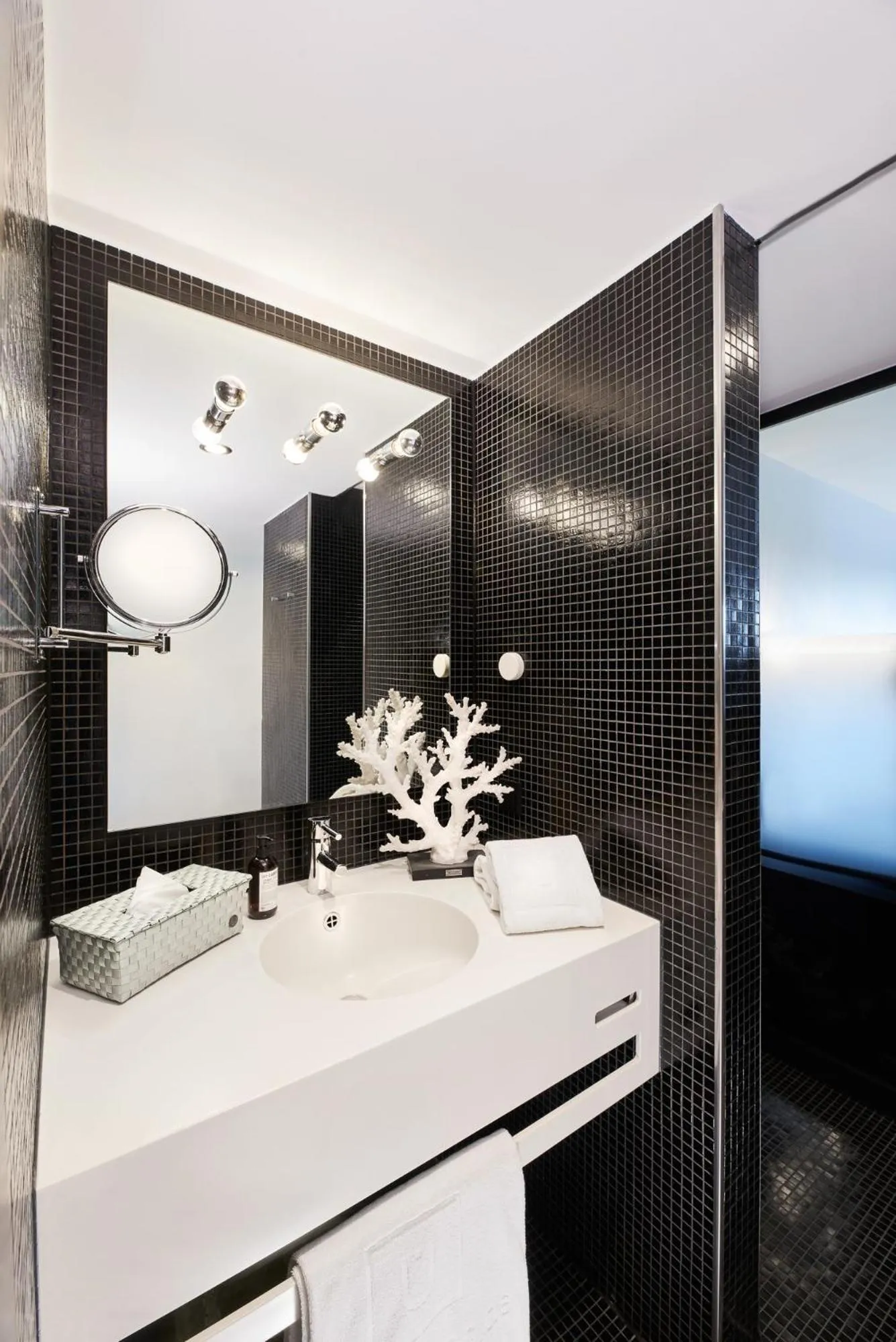 Bathroom in Nena Hotel Bremen