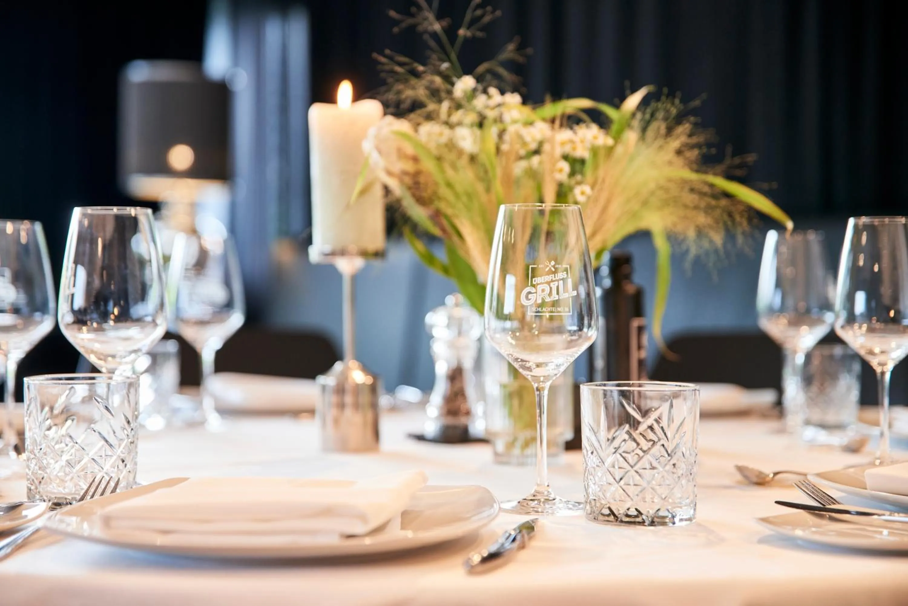 Restaurant/places to eat in Nena Hotel Bremen