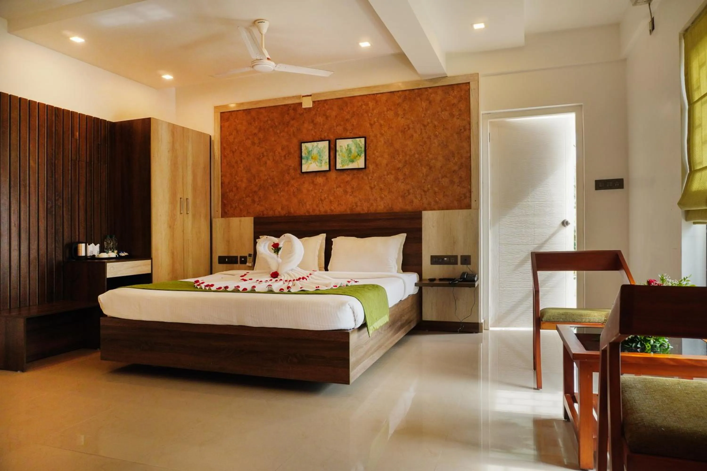 Bedroom, Bed in Sreepathi Mayoogha