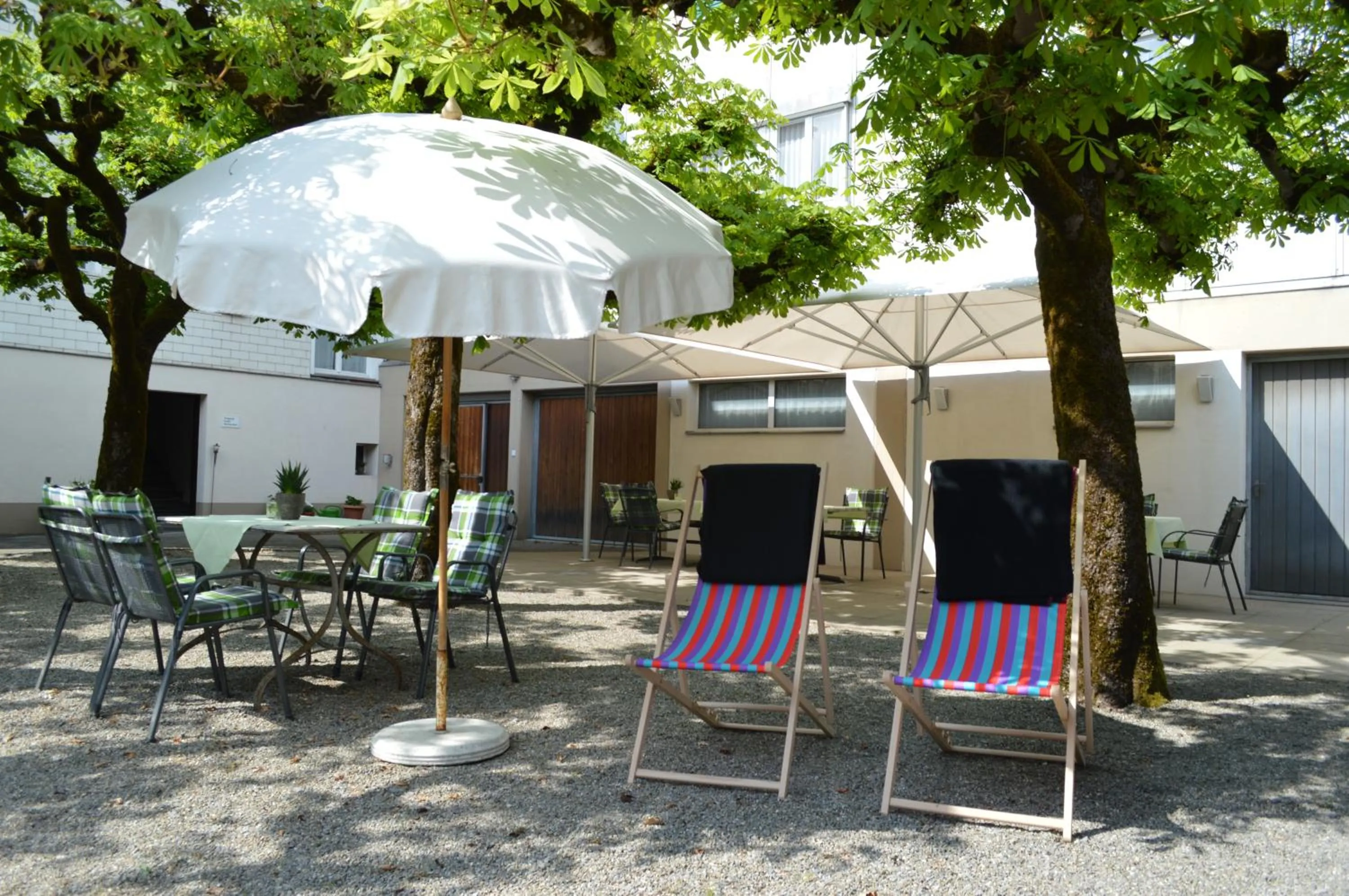 Patio in Hotel Garni Rösslipost