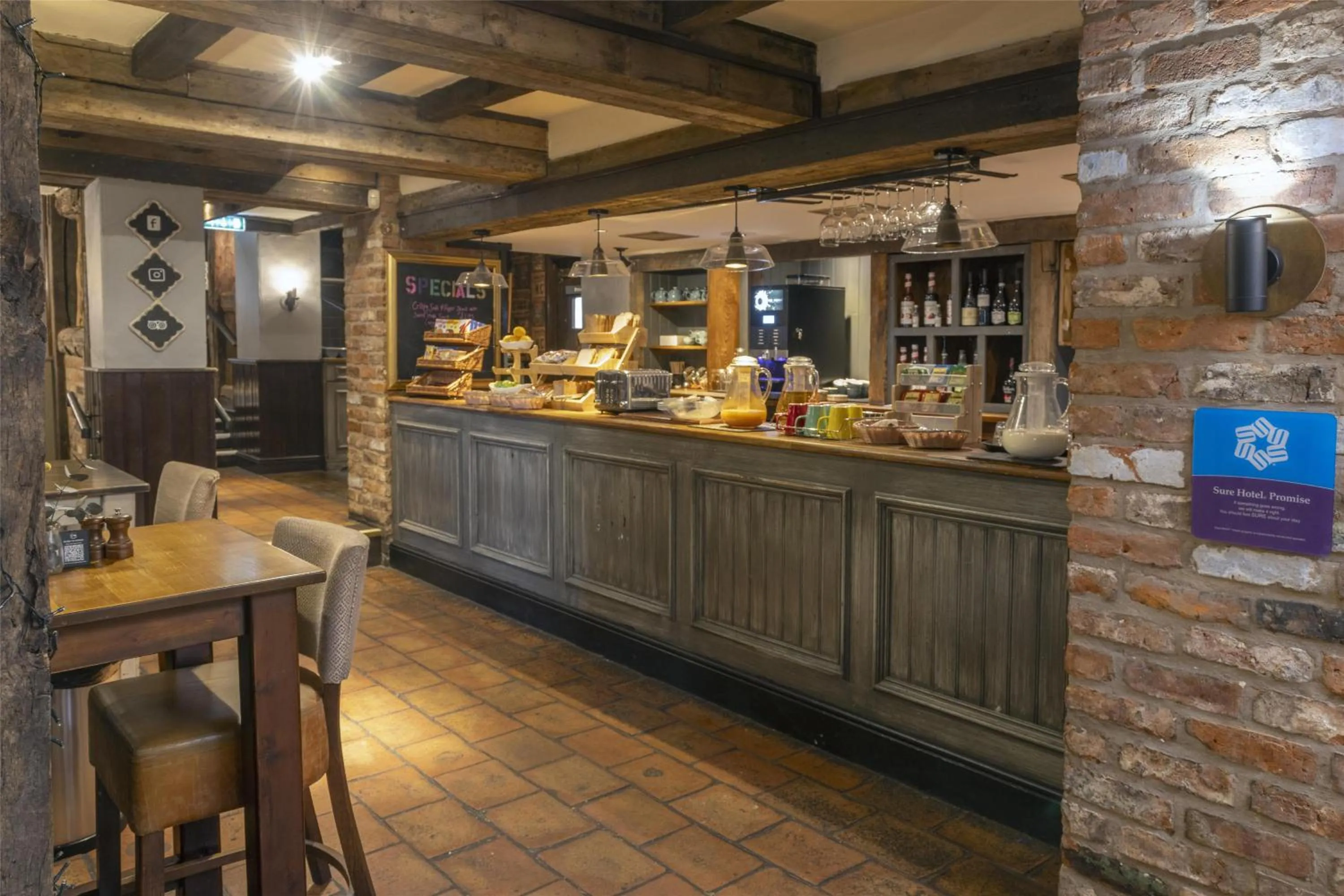 Lounge or bar in Casa Mere Manchester Airport, Knutsford, Sure Collection by Best Western