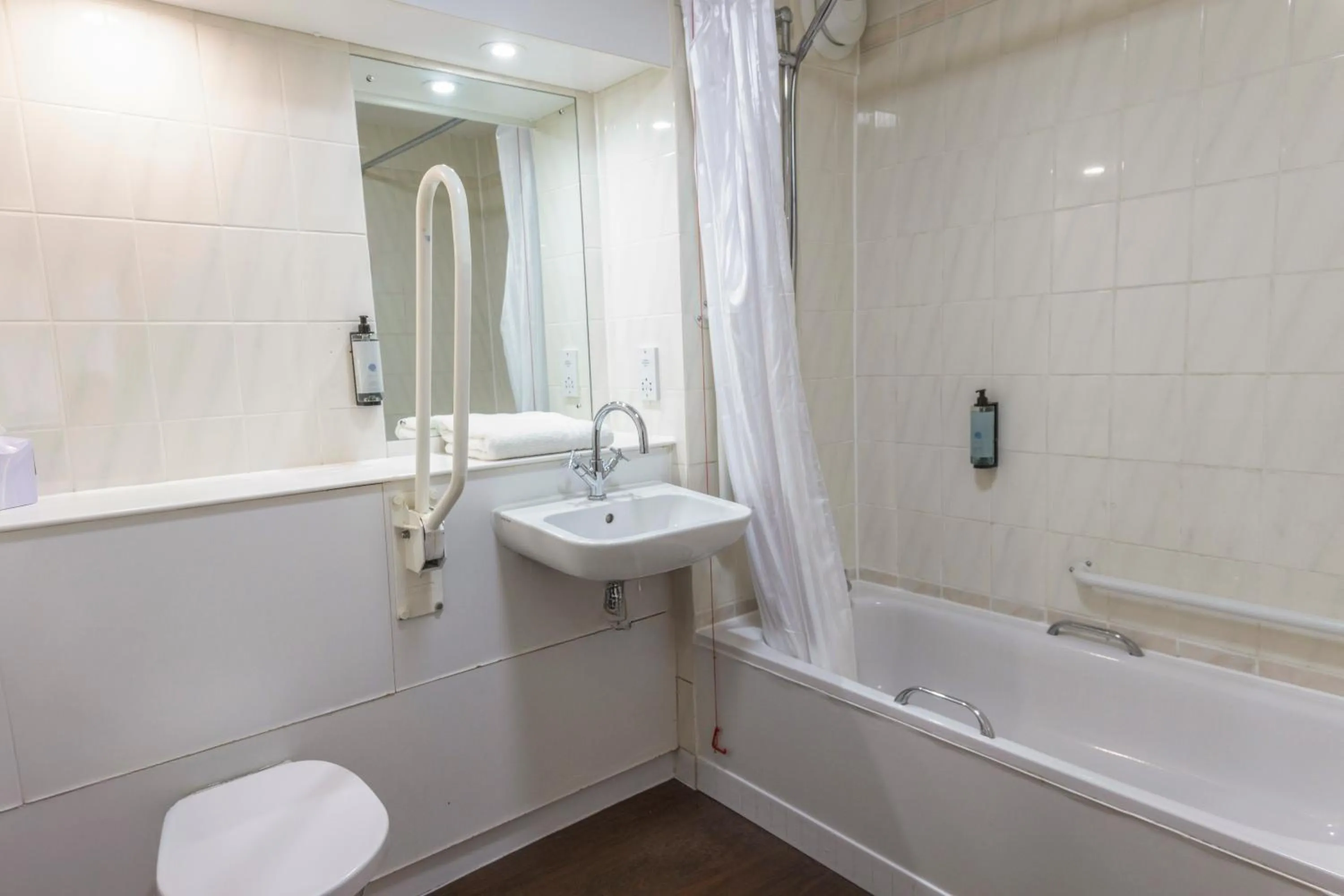Bathroom in Casa Mere Manchester Airport, Knutsford, Sure Collection by Best Western