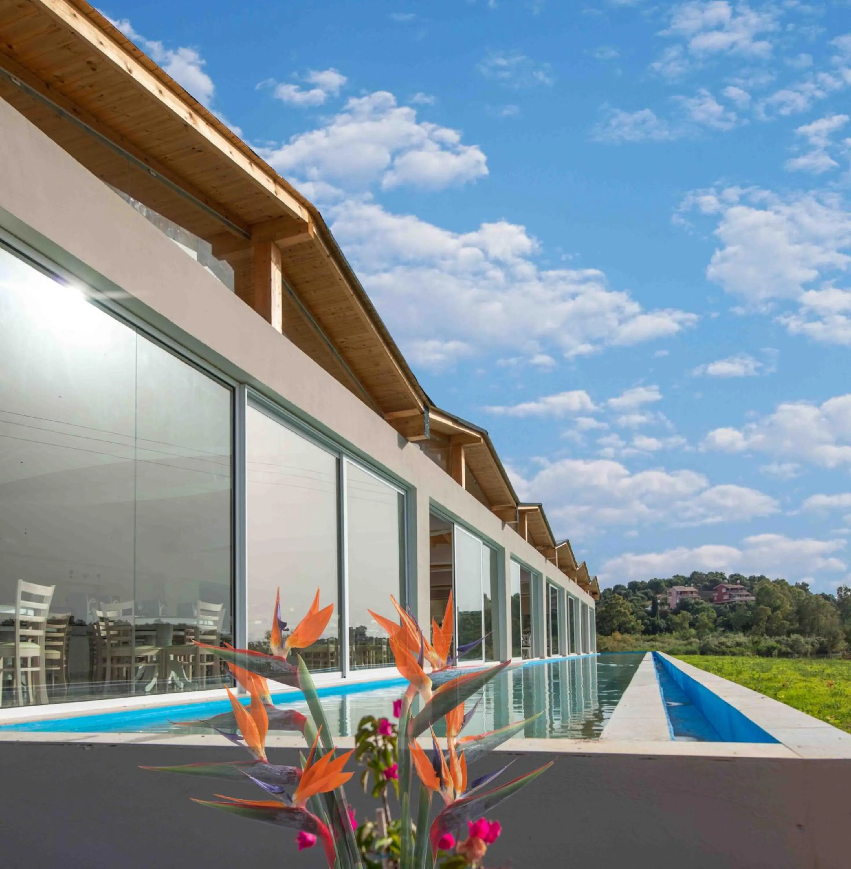 Restaurant/places to eat in LAGUNA HOLIDAY RESORT