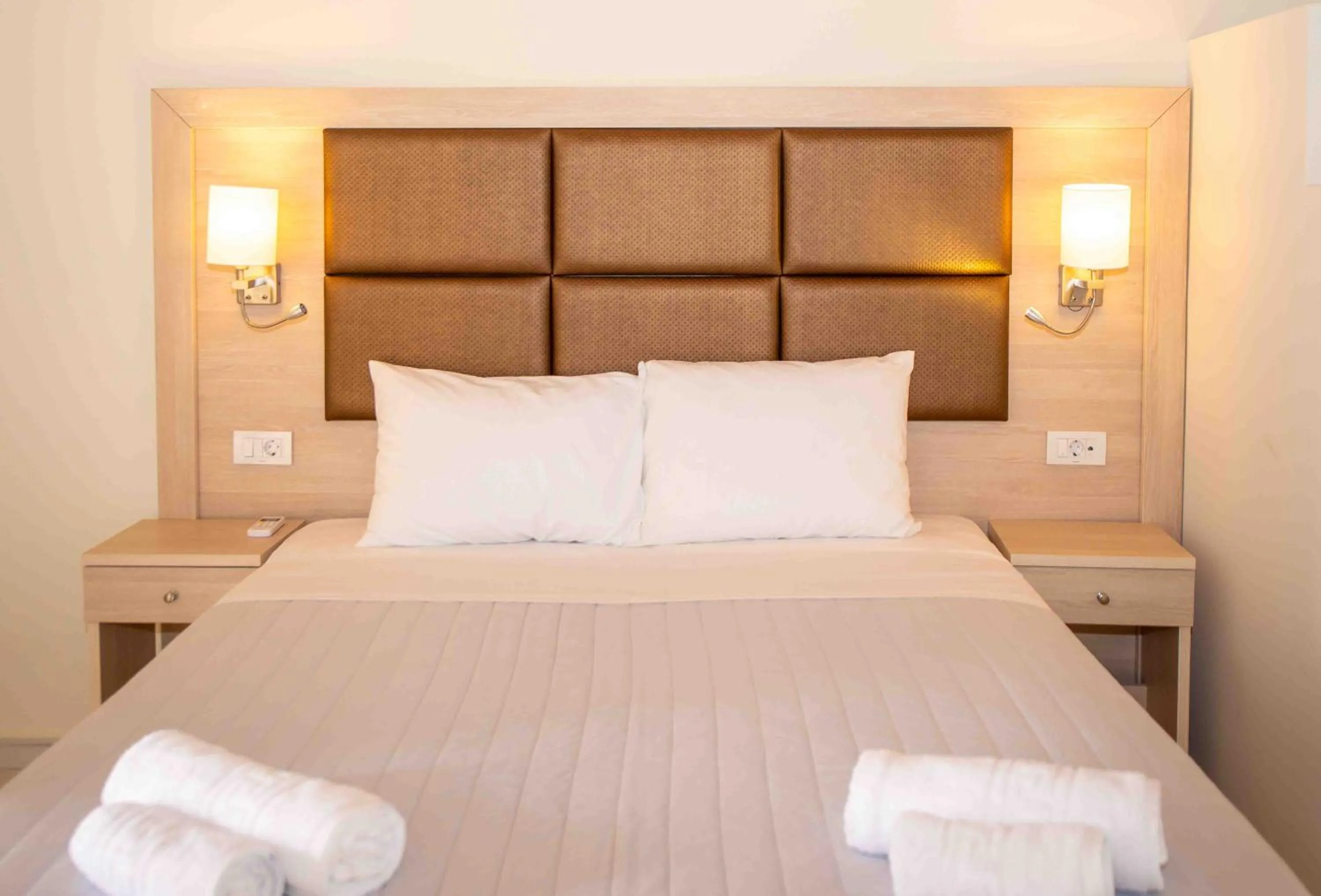 Photo of the whole room, Bed in LAGUNA HOLIDAY RESORT