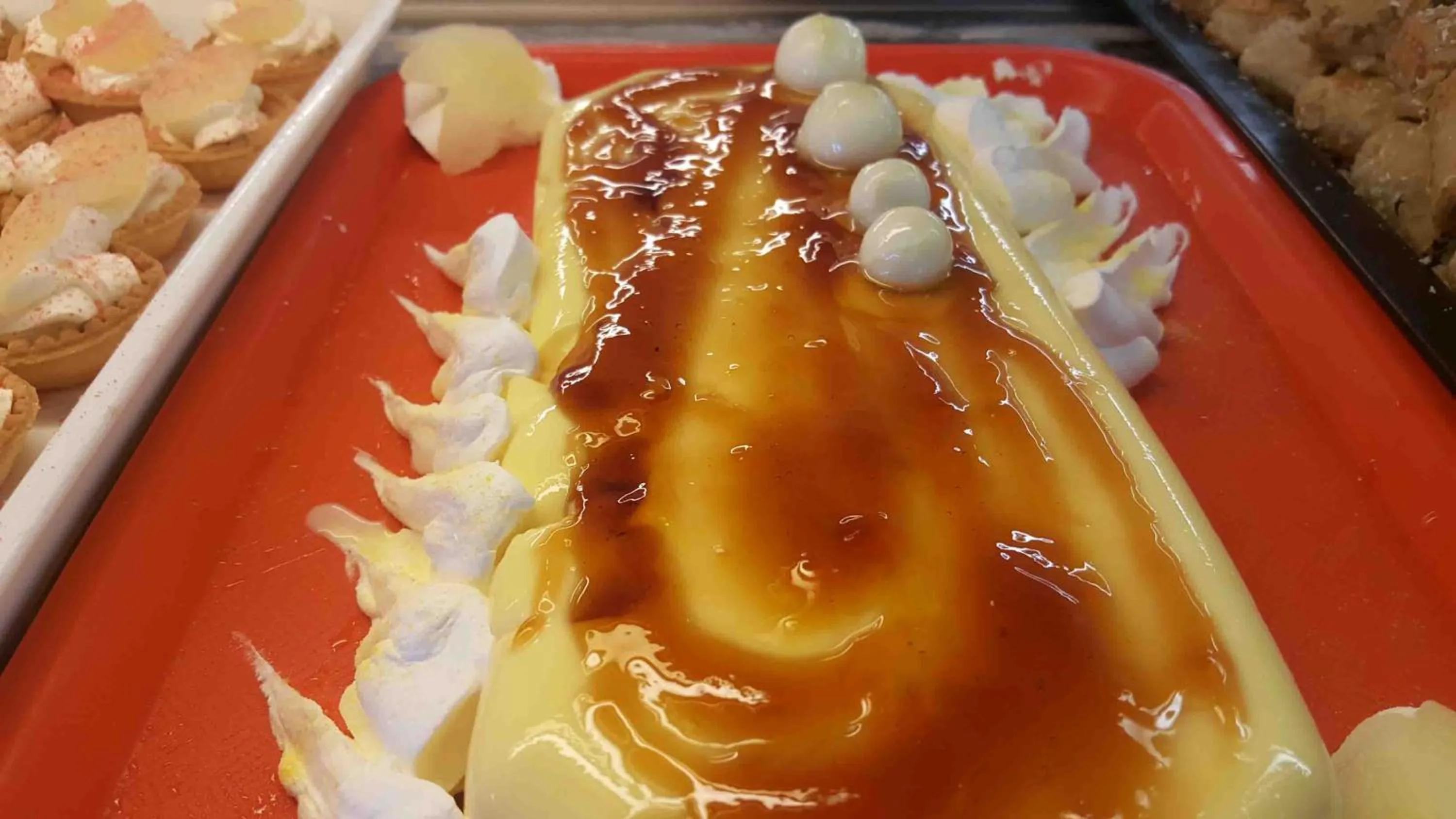 Food in LAGUNA HOLIDAY RESORT