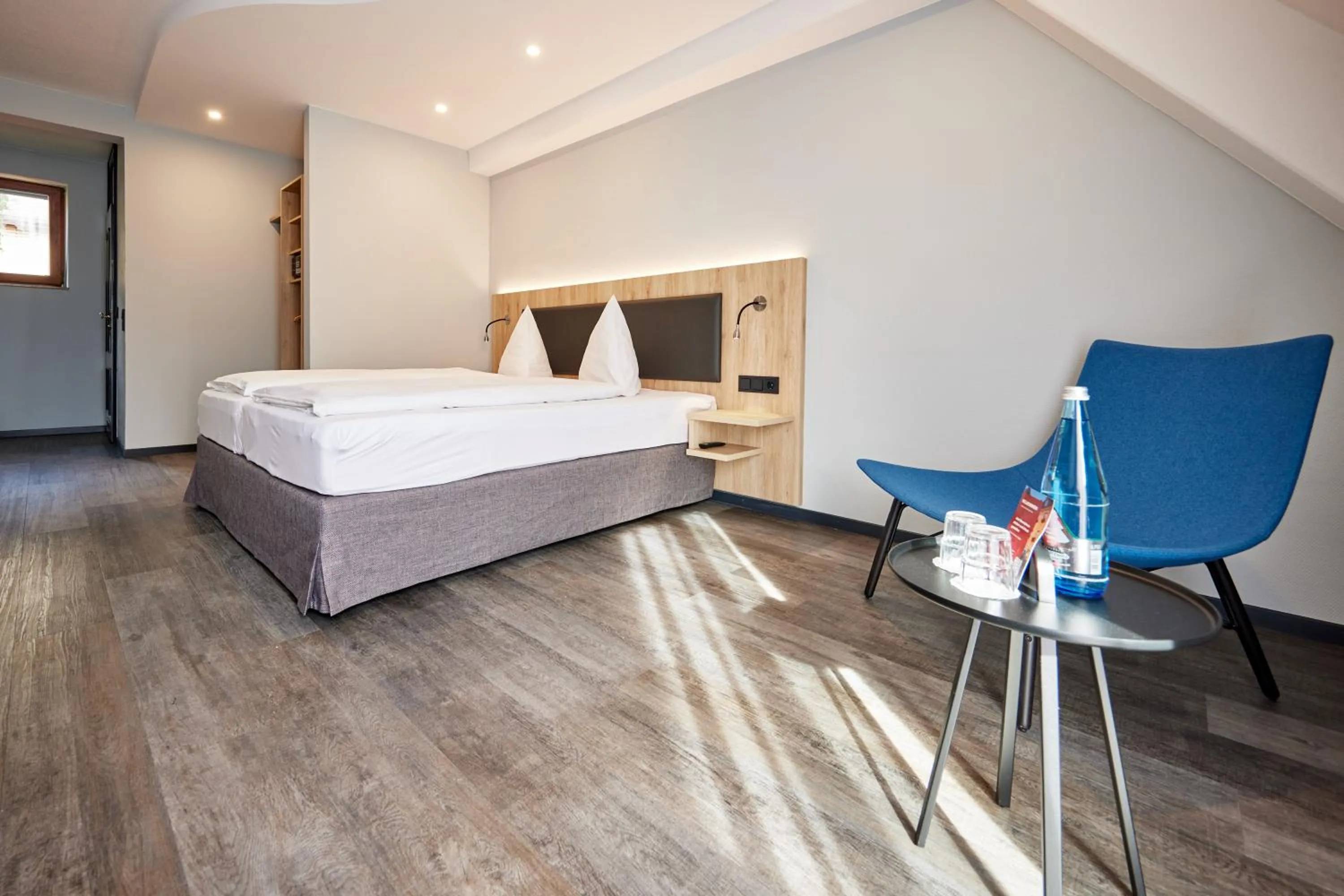 Bedroom, Bed in Zum Roten Bären