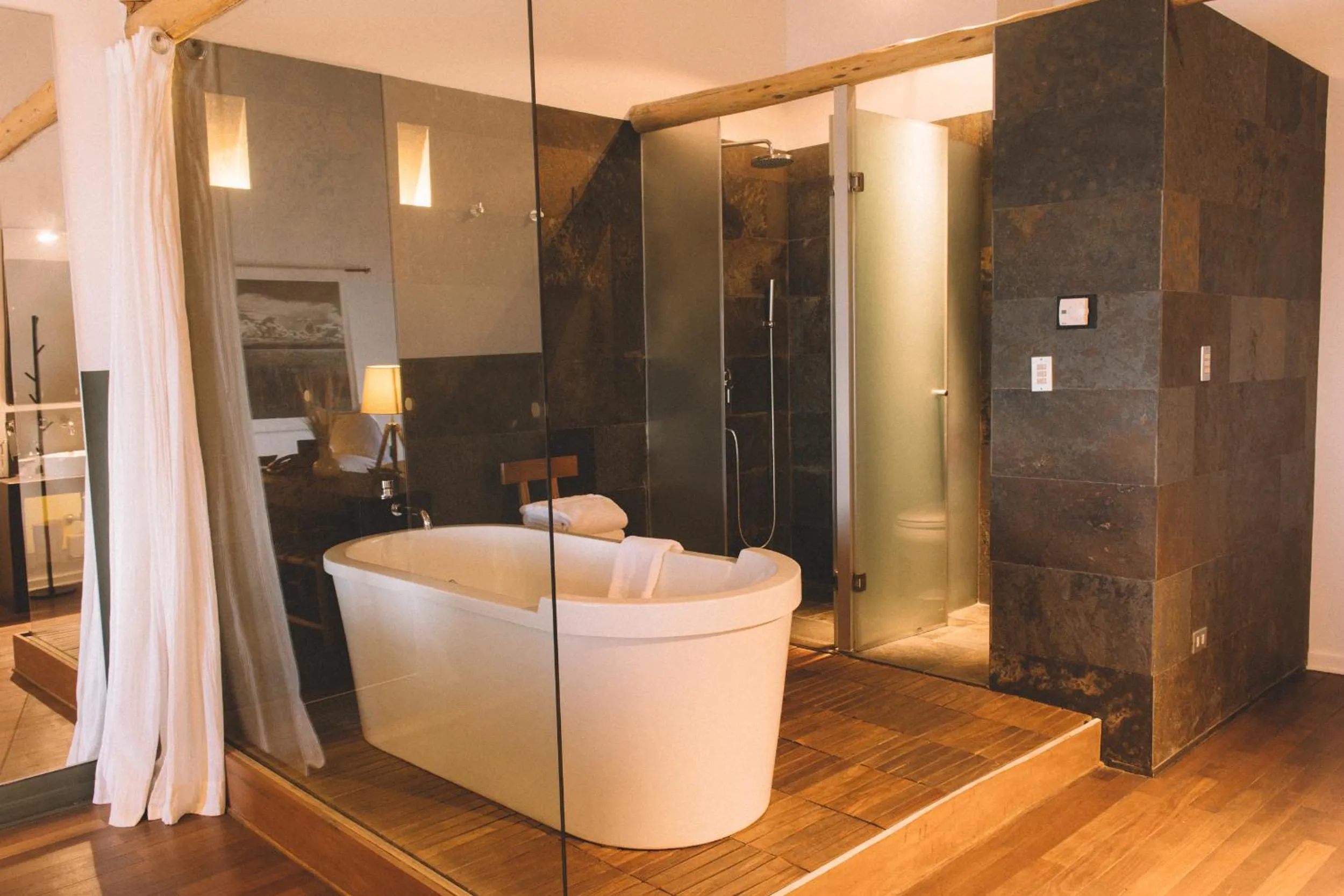 Shower in Titilaka by Andean