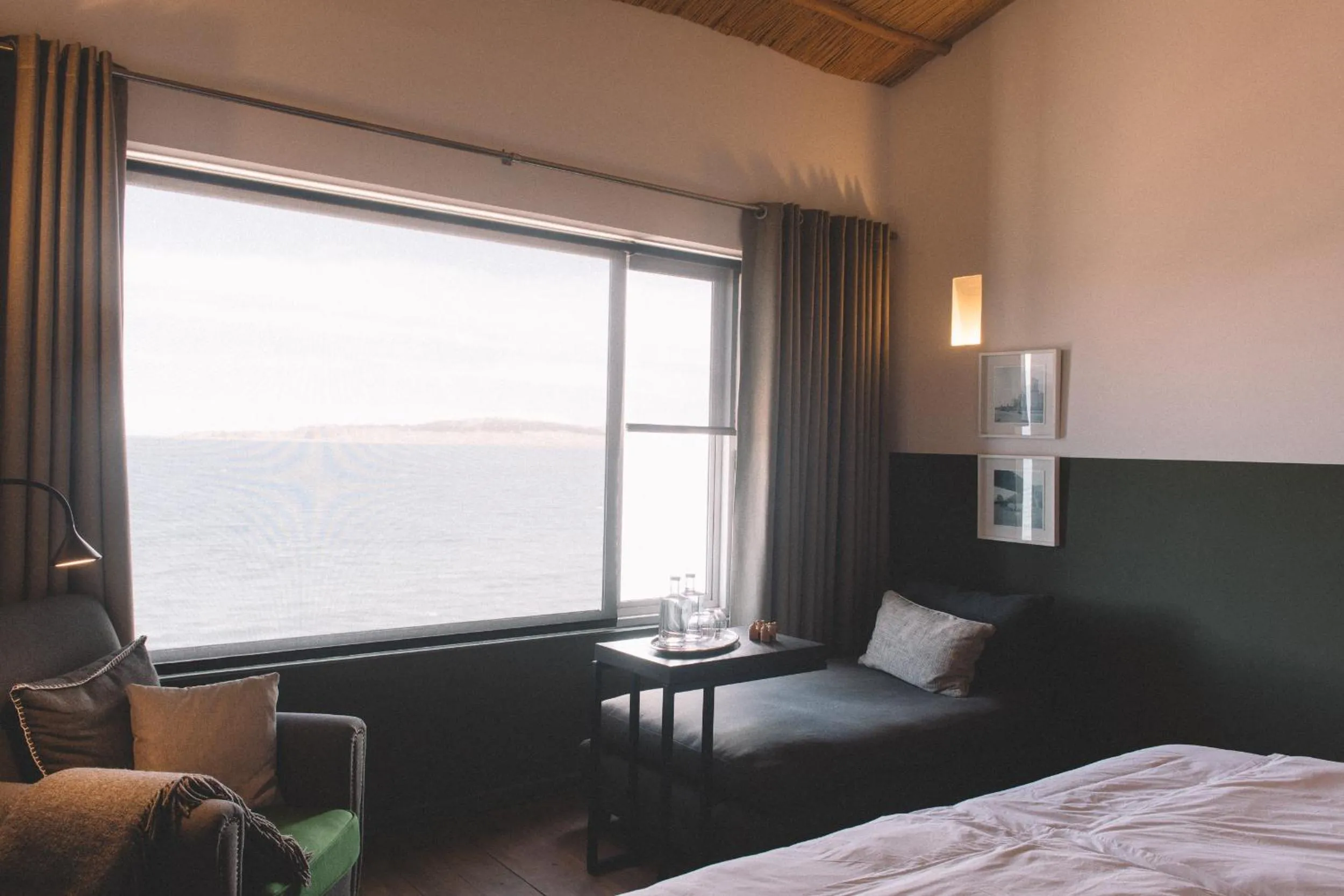 Bed in Titilaka by Andean