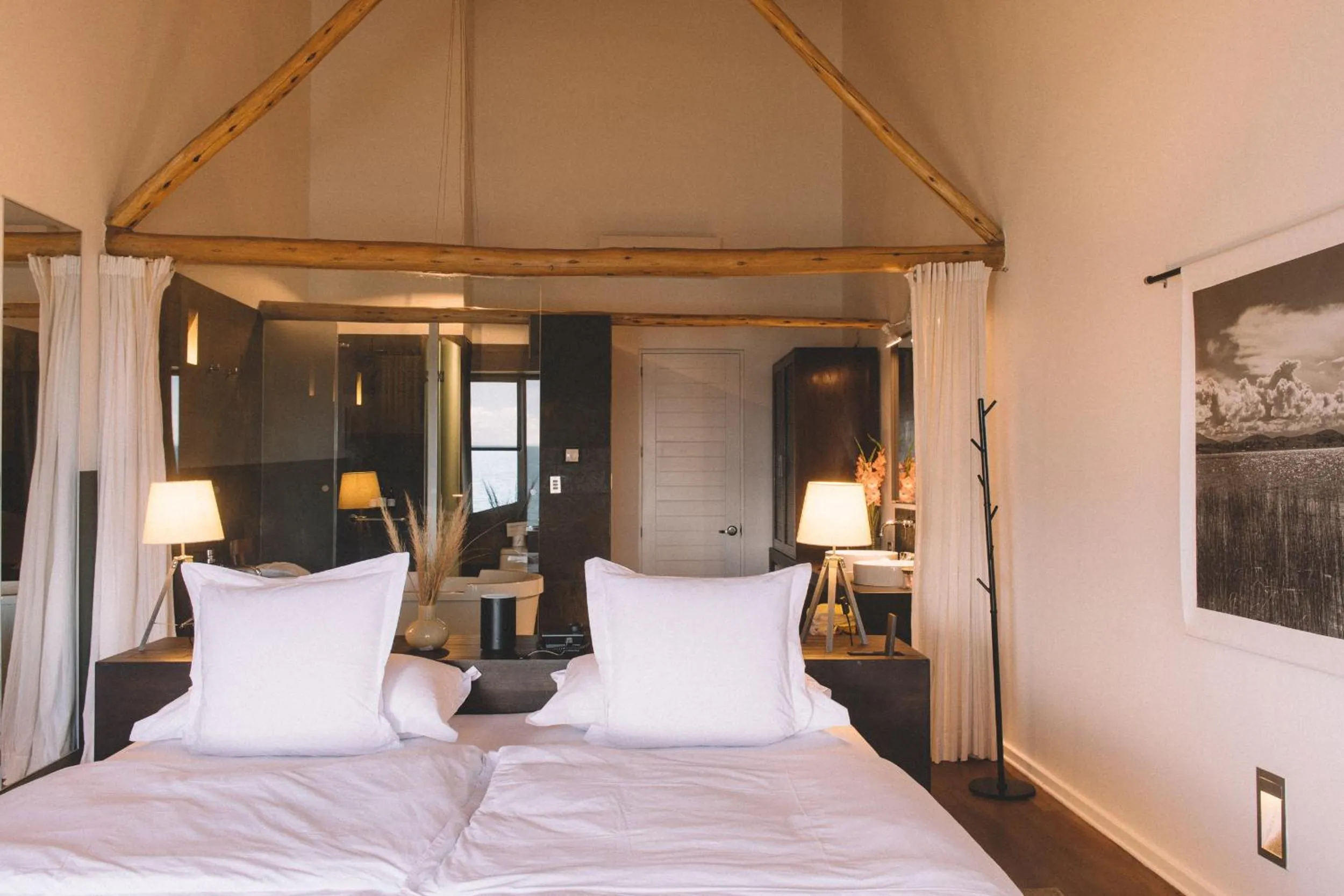 Bed in Titilaka by Andean