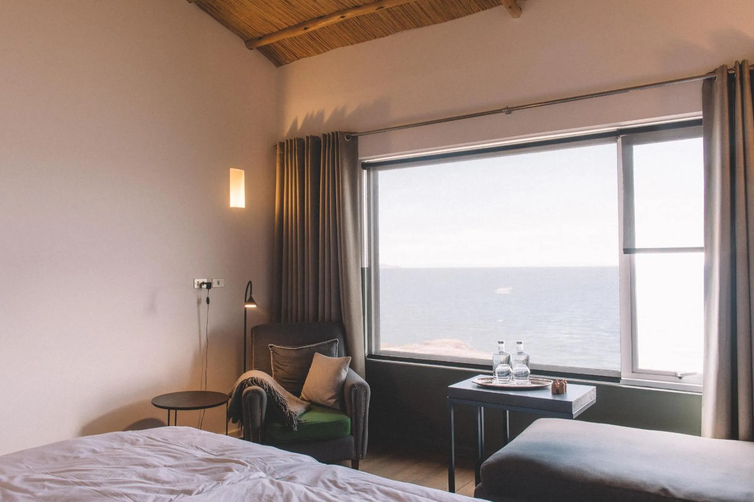 Bed in Titilaka by Andean