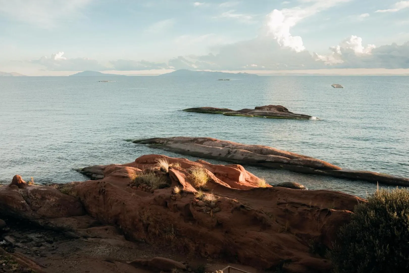 Nearby landmark in Titilaka by Andean