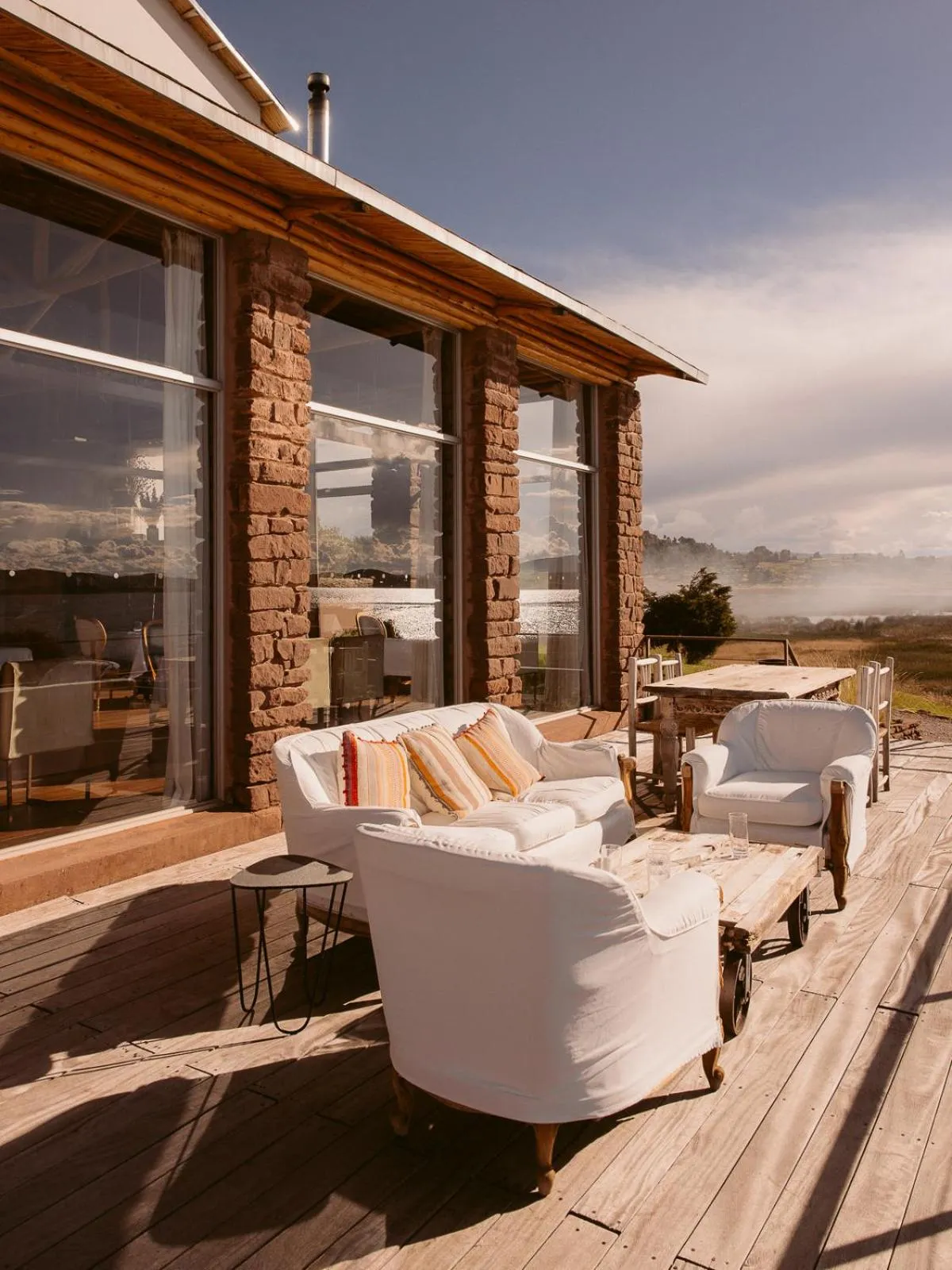 Property building in Titilaka by Andean