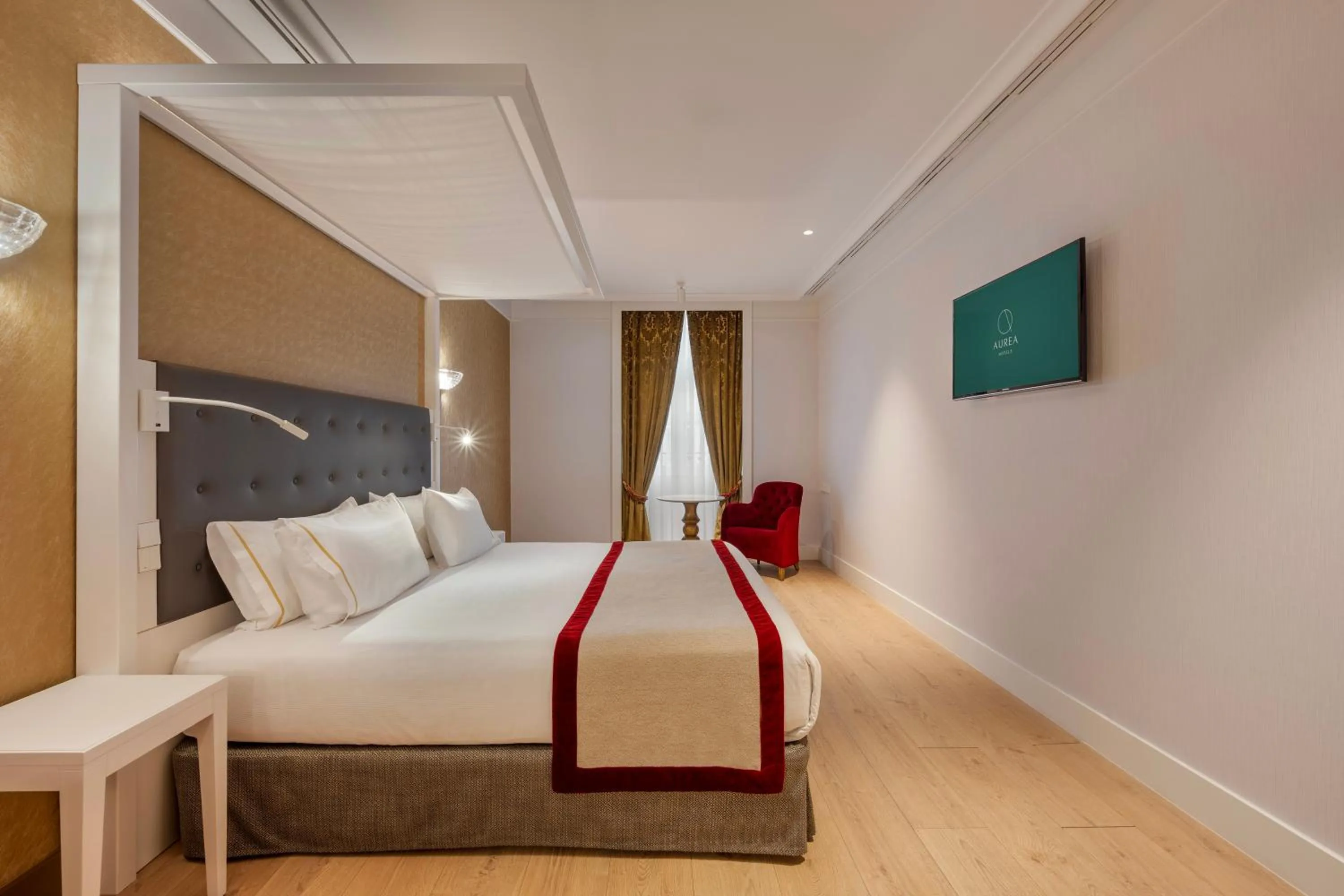 Bed in Áurea Ana Palace by Eurostars Hotel Company