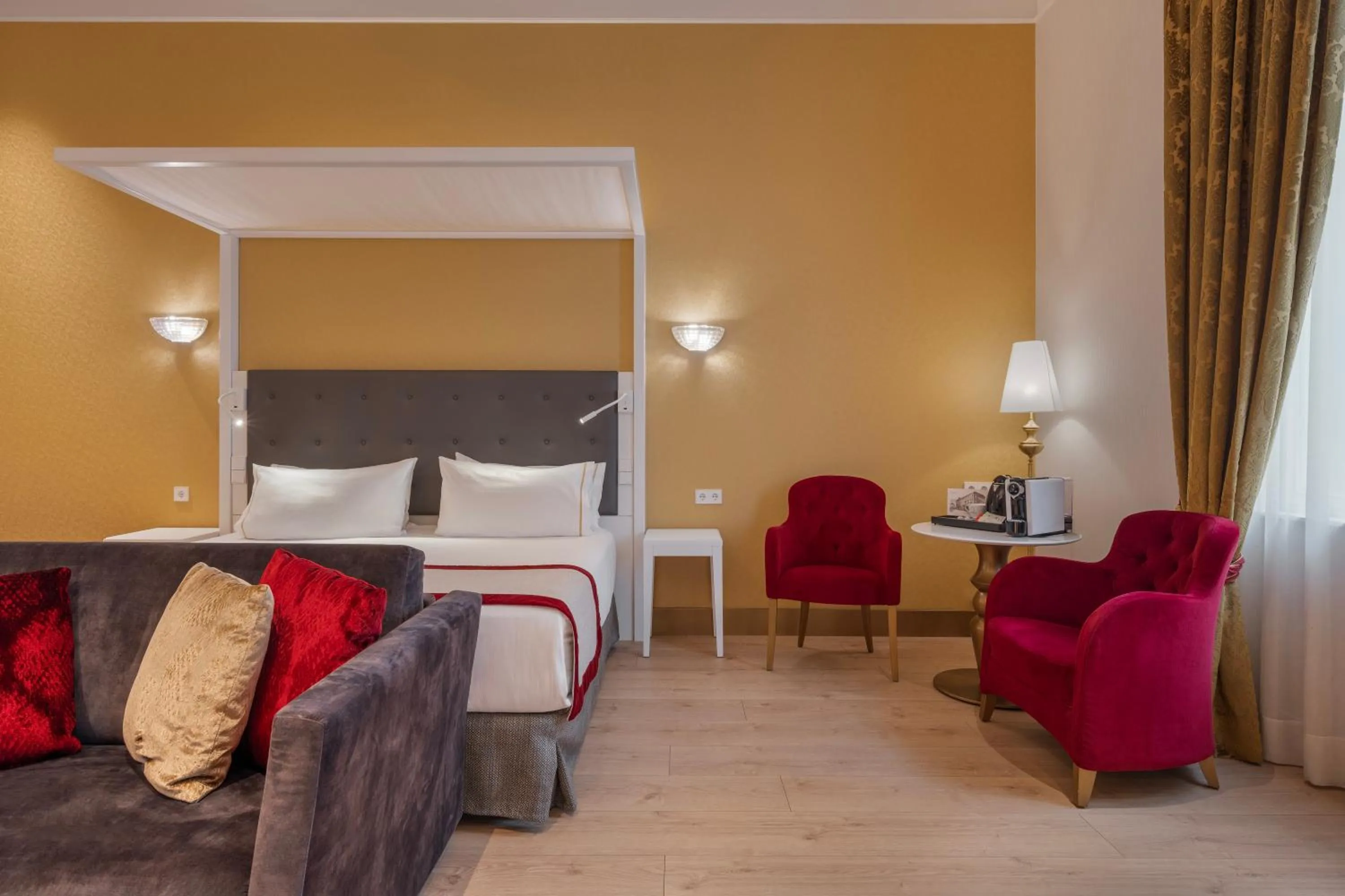 Bed in Áurea Ana Palace by Eurostars Hotel Company