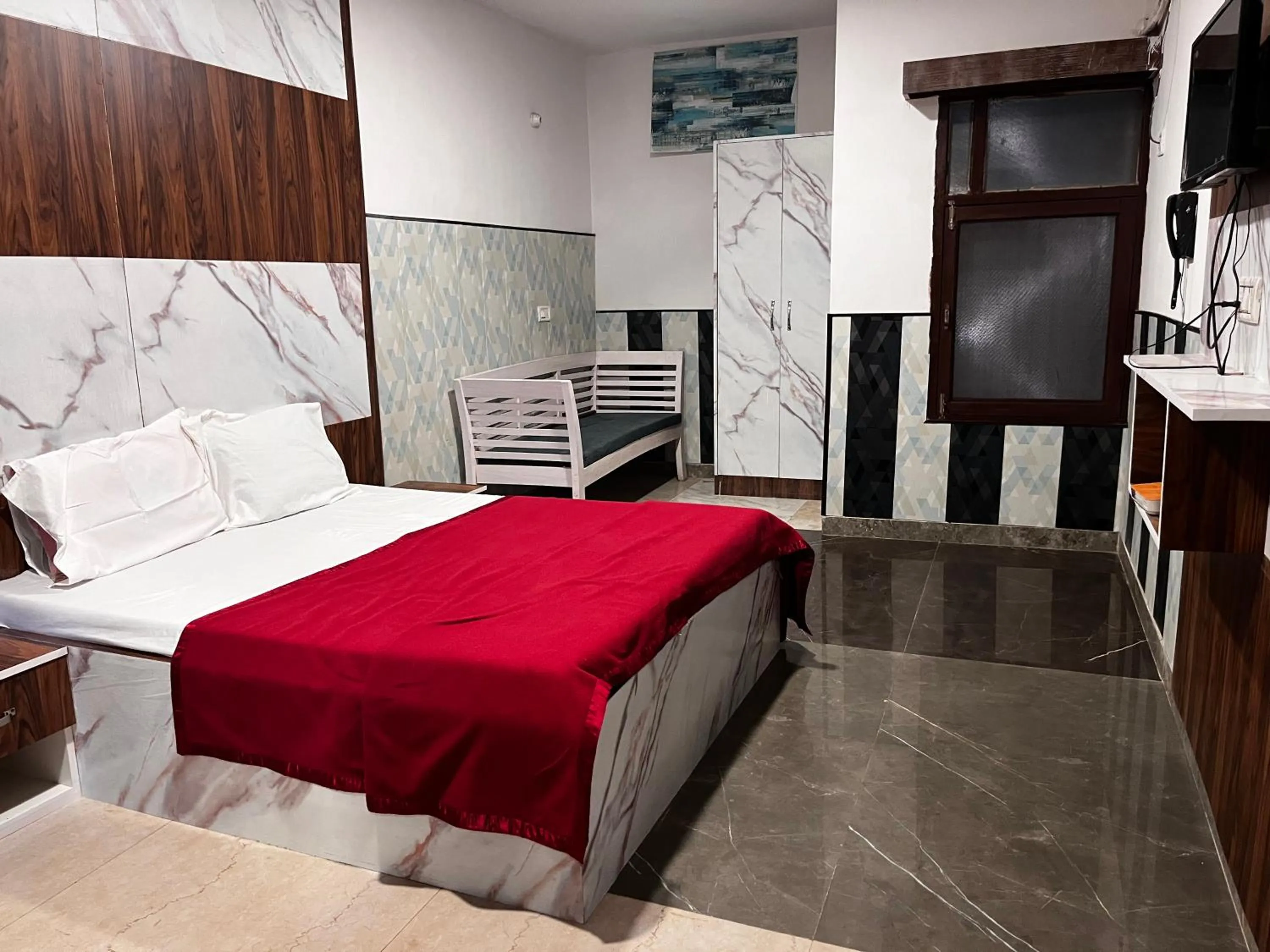 Photo of the whole room in Hotel Green