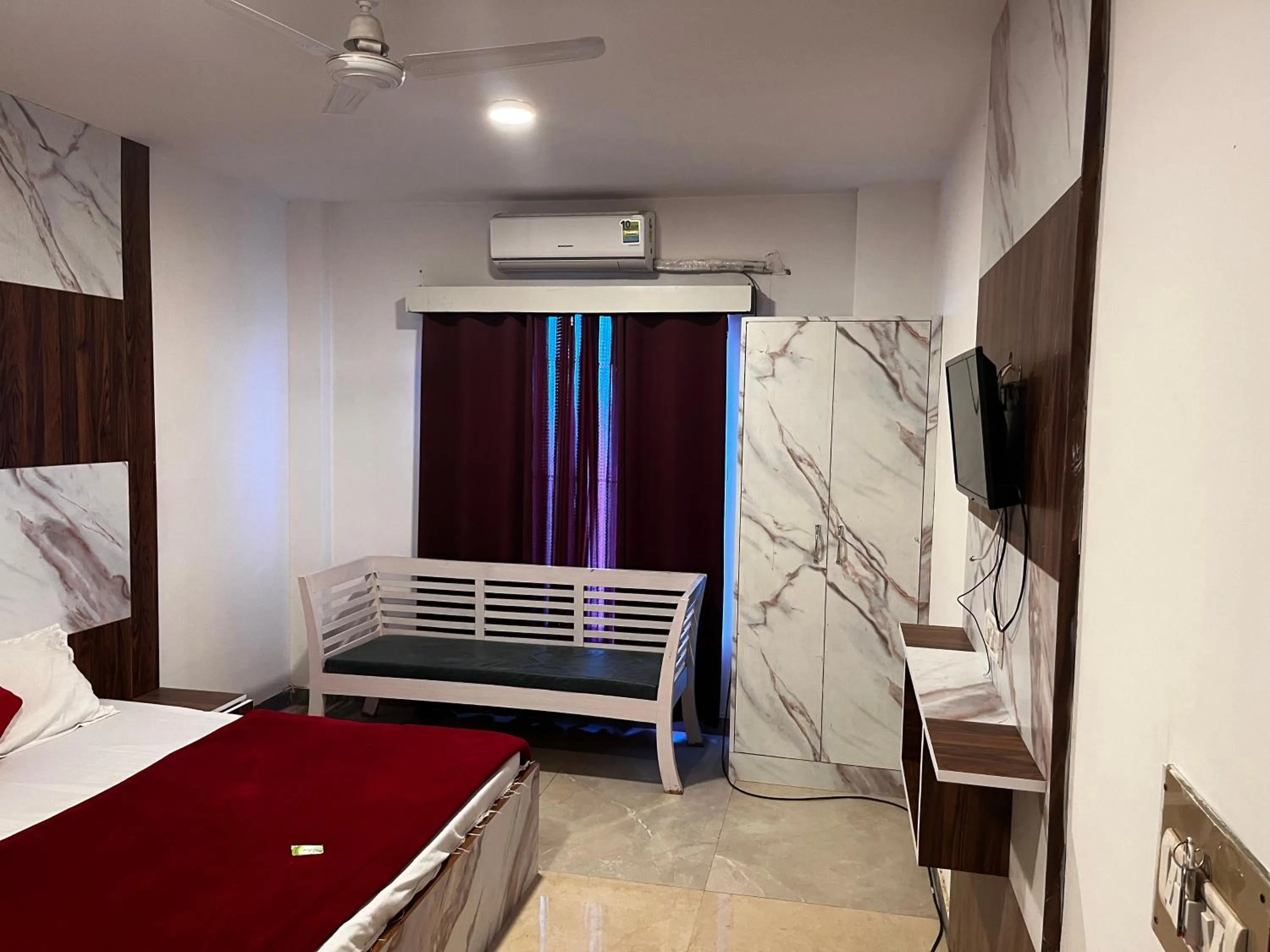 Photo of the whole room in Hotel Green