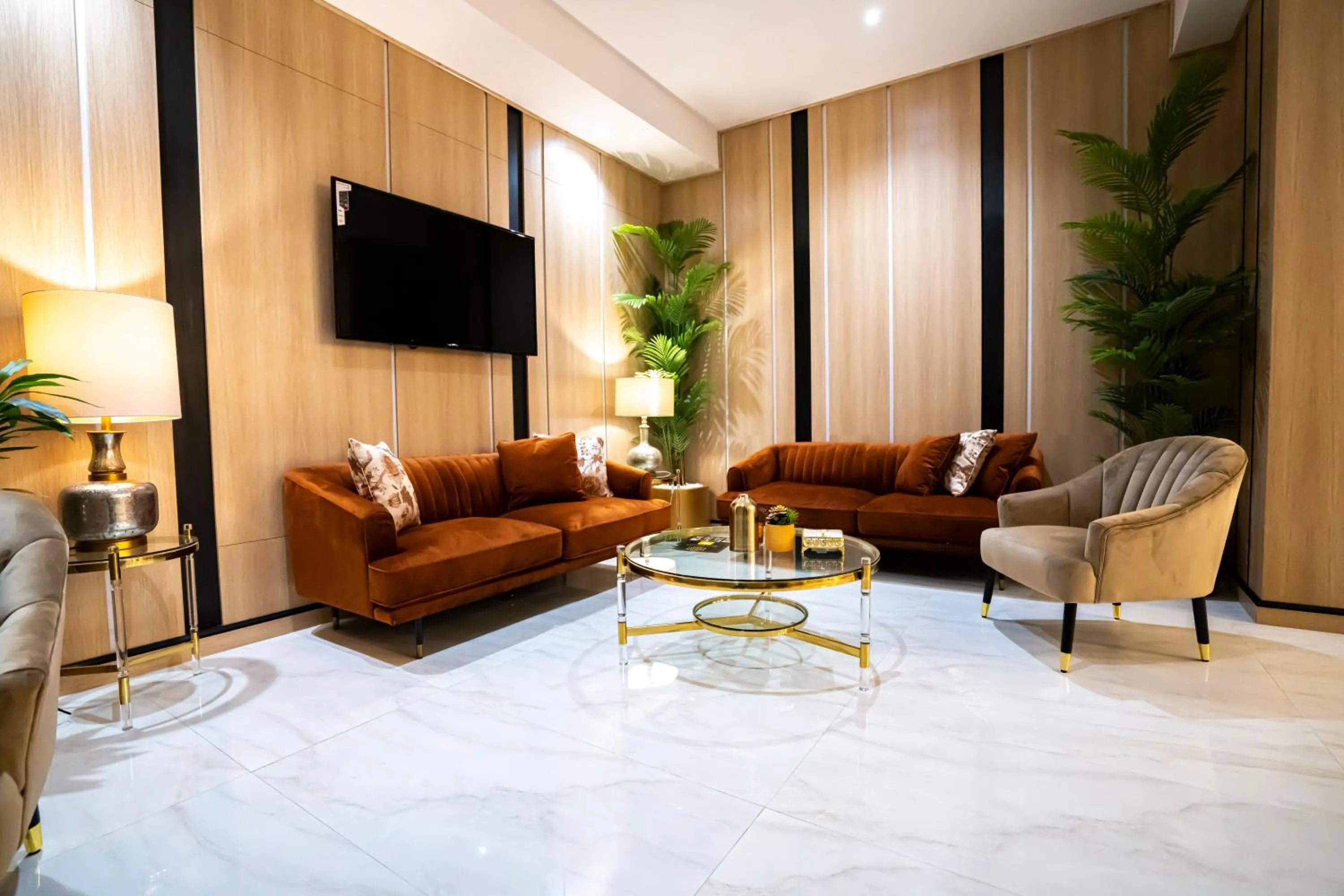 Communal lounge/ TV room in 5season