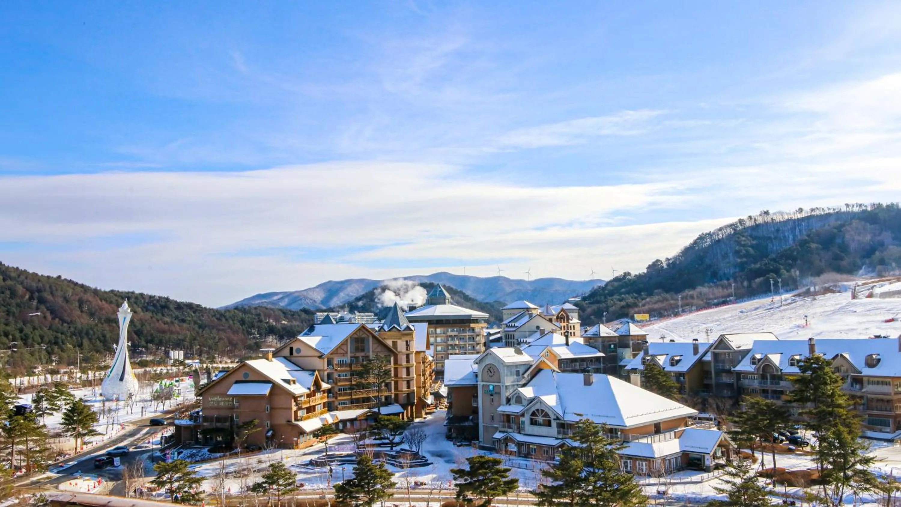 Property building in Holiday Inn & Suites Alpensia Pyeongchang Suites by IHG