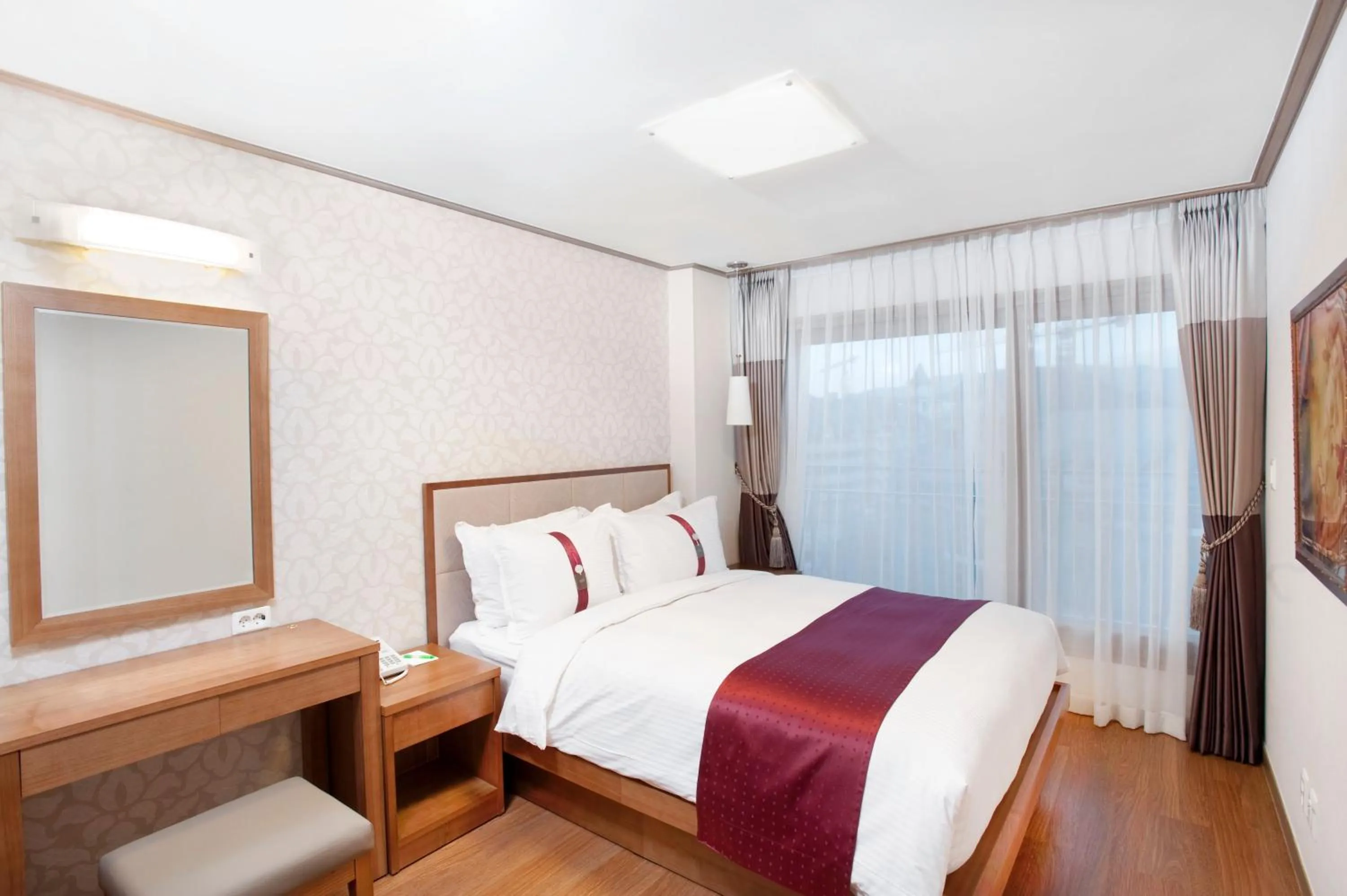 Photo of the whole room, Bed in Holiday Inn & Suites Alpensia Pyeongchang Suites by IHG